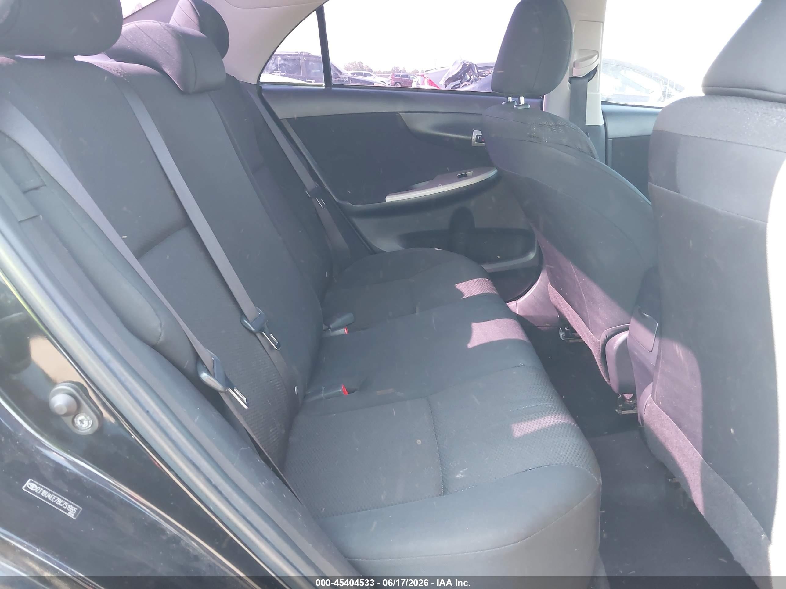 2011 Toyota Corolla S Черный vin: 2T1BU4EE7BC751985