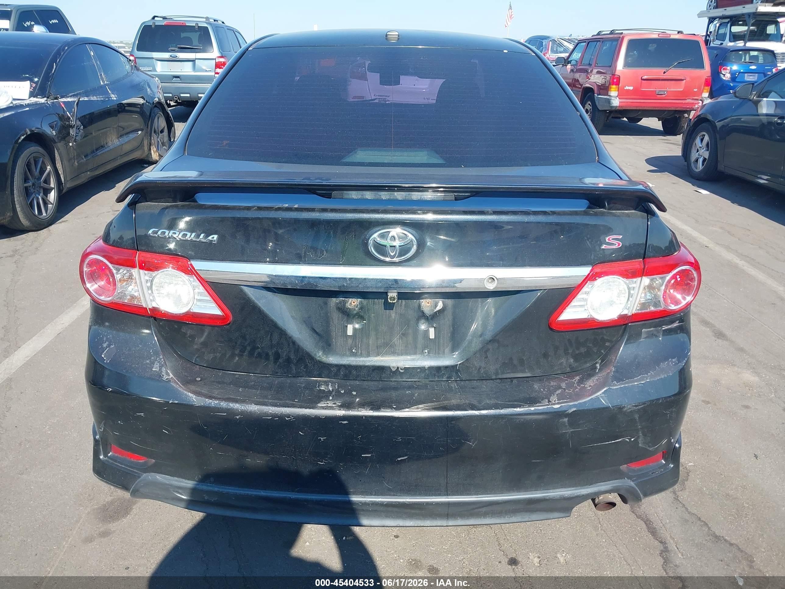 2011 Toyota Corolla S Черный vin: 2T1BU4EE7BC751985