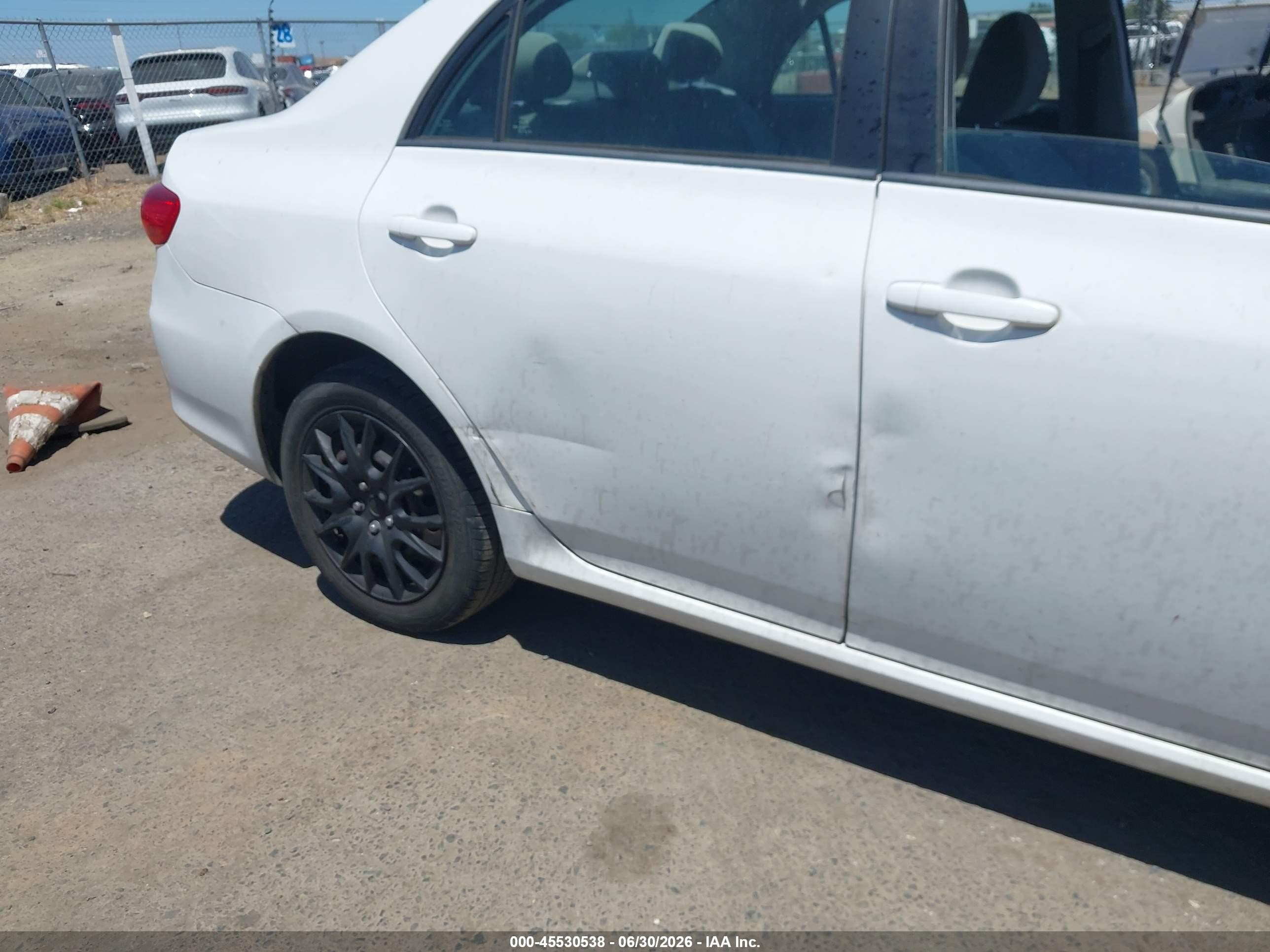2012 Toyota Corolla Le White vin: 2T1BU4EE7CC755942