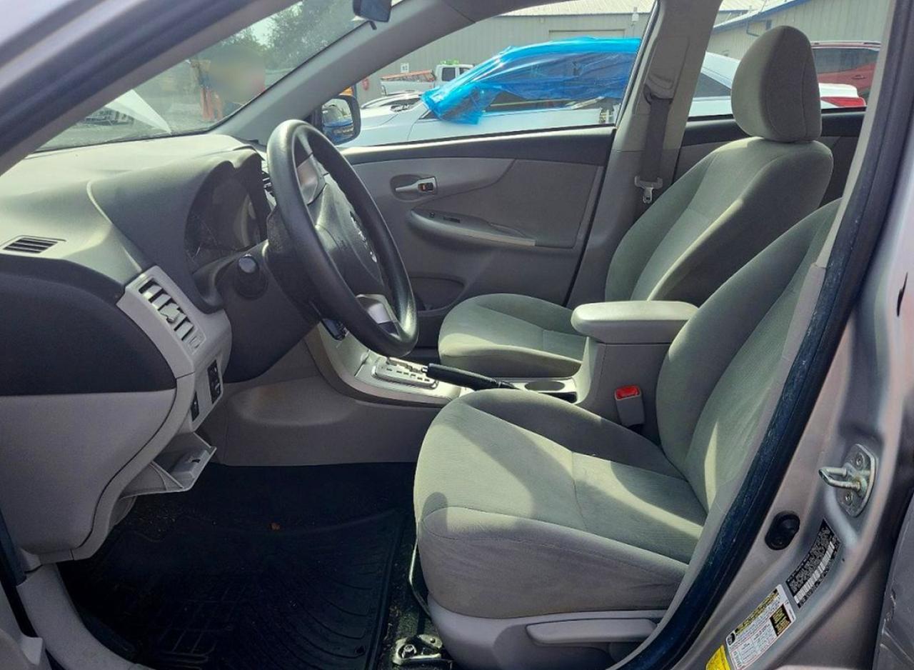 2012 Toyota Corolla Le Silver vin: 2T1BU4EE7CC762079