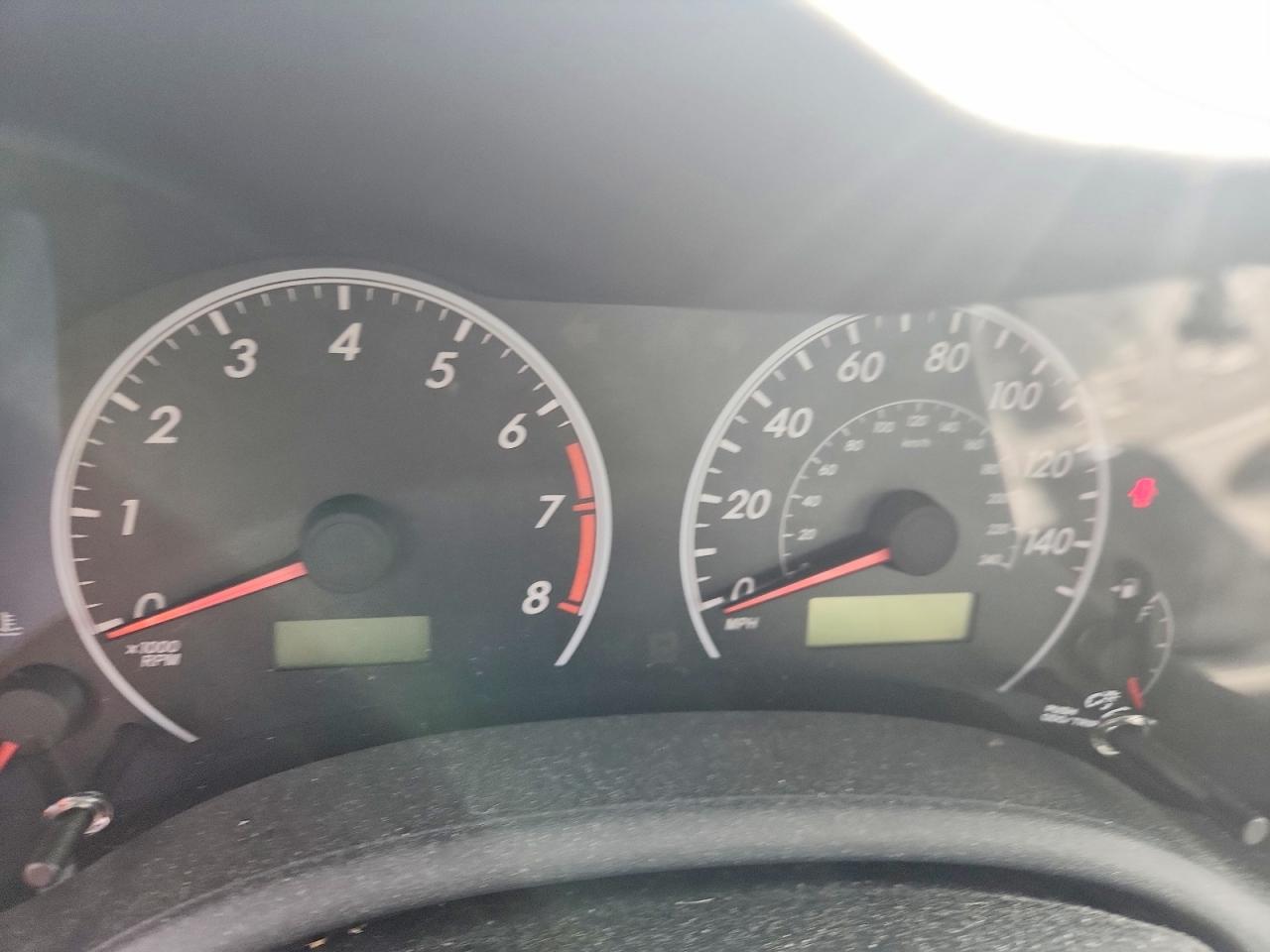 2012 Toyota Corolla Le Silver vin: 2T1BU4EE7CC762079
