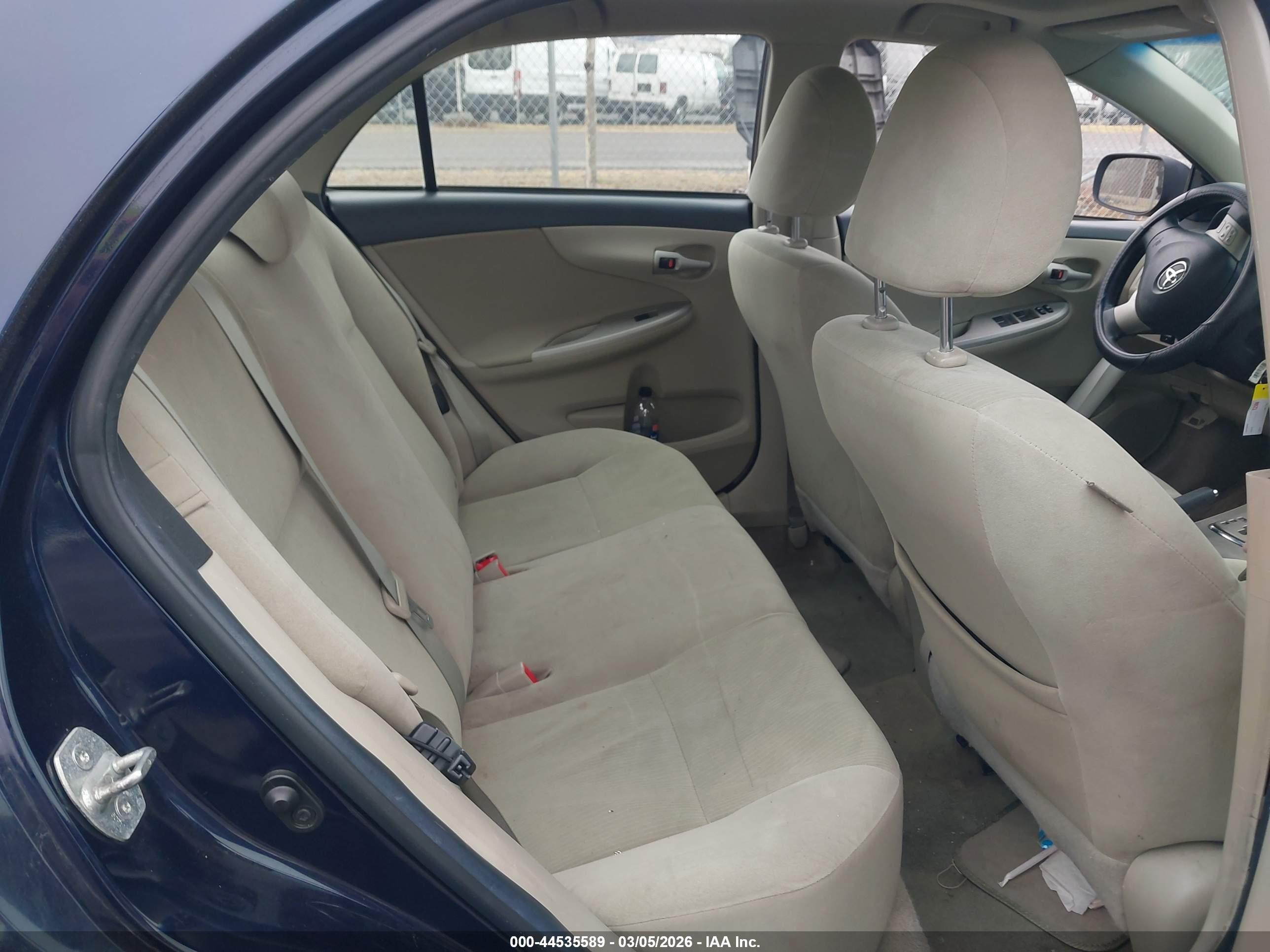 2012 Toyota Corolla Le Blue vin: 2T1BU4EE7CC770537