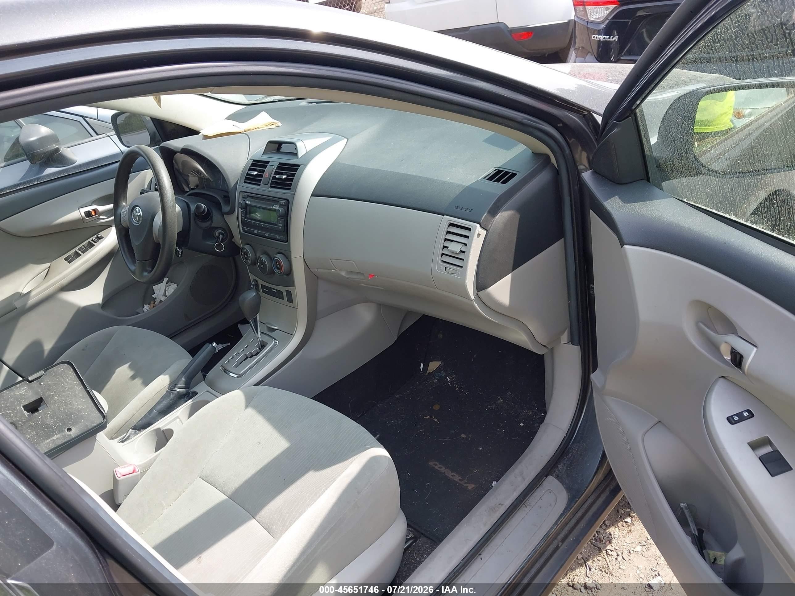 2012 Toyota Corolla Le Gray vin: 2T1BU4EE7CC783725