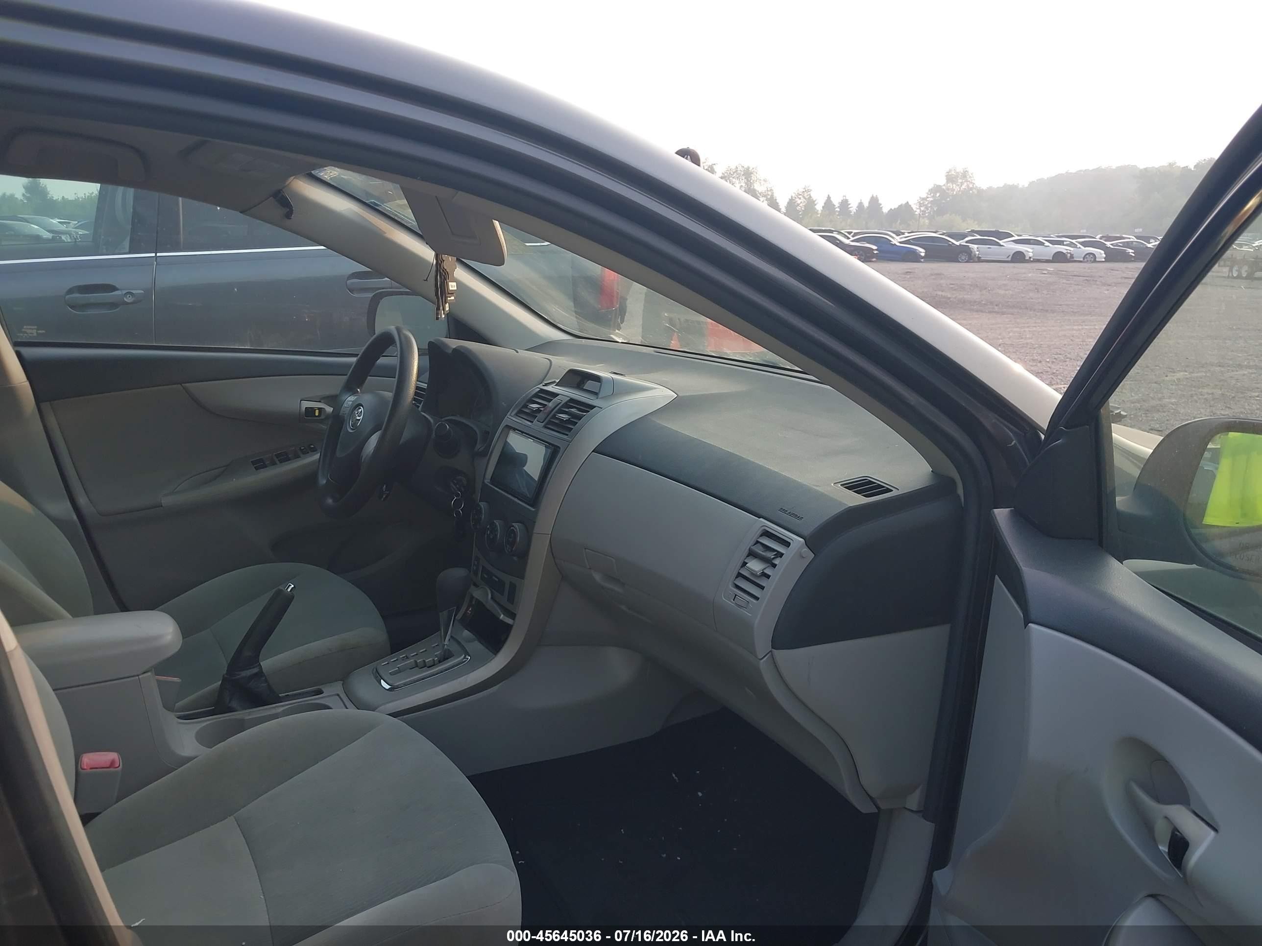 2012 Toyota Corolla Le Серый vin: 2T1BU4EE7CC785720