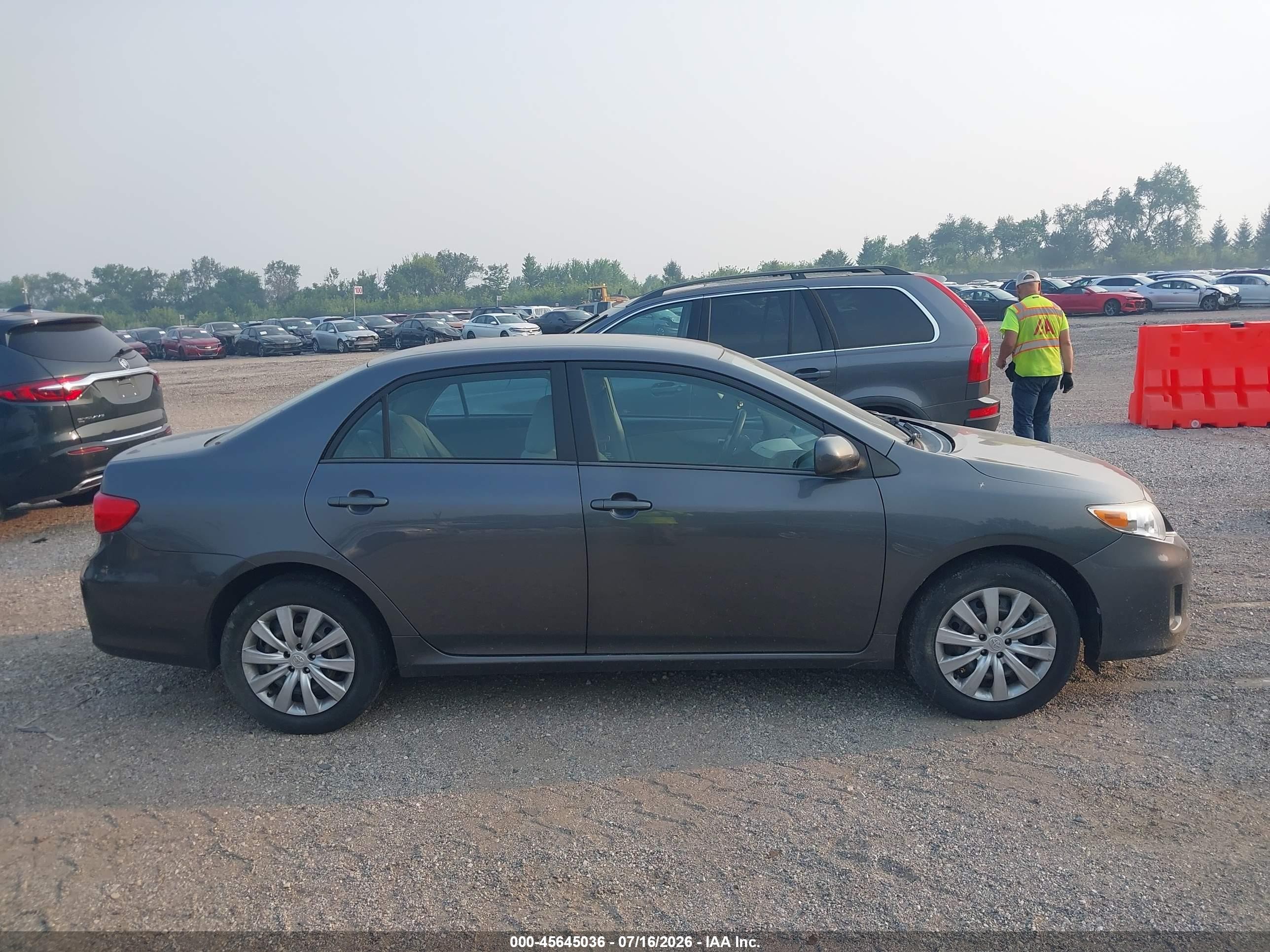2012 Toyota Corolla Le Серый vin: 2T1BU4EE7CC785720