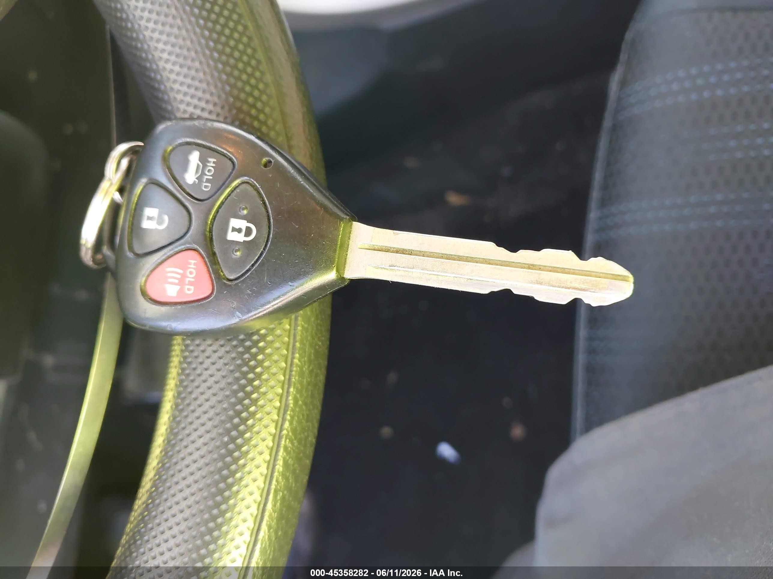 2012 Toyota Corolla S Серебряный vin: 2T1BU4EE7CC813290