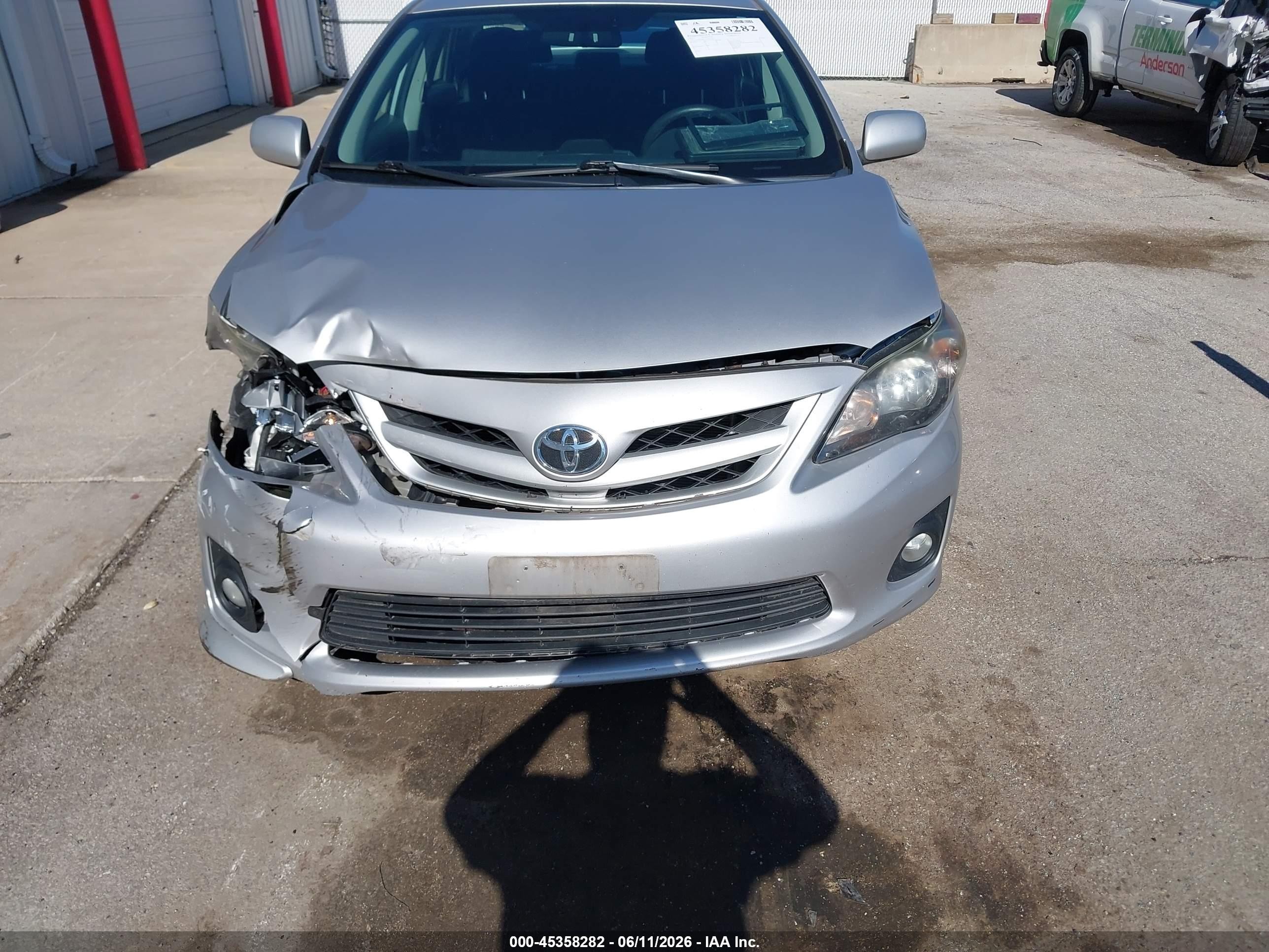 2012 Toyota Corolla S Серебряный vin: 2T1BU4EE7CC813290