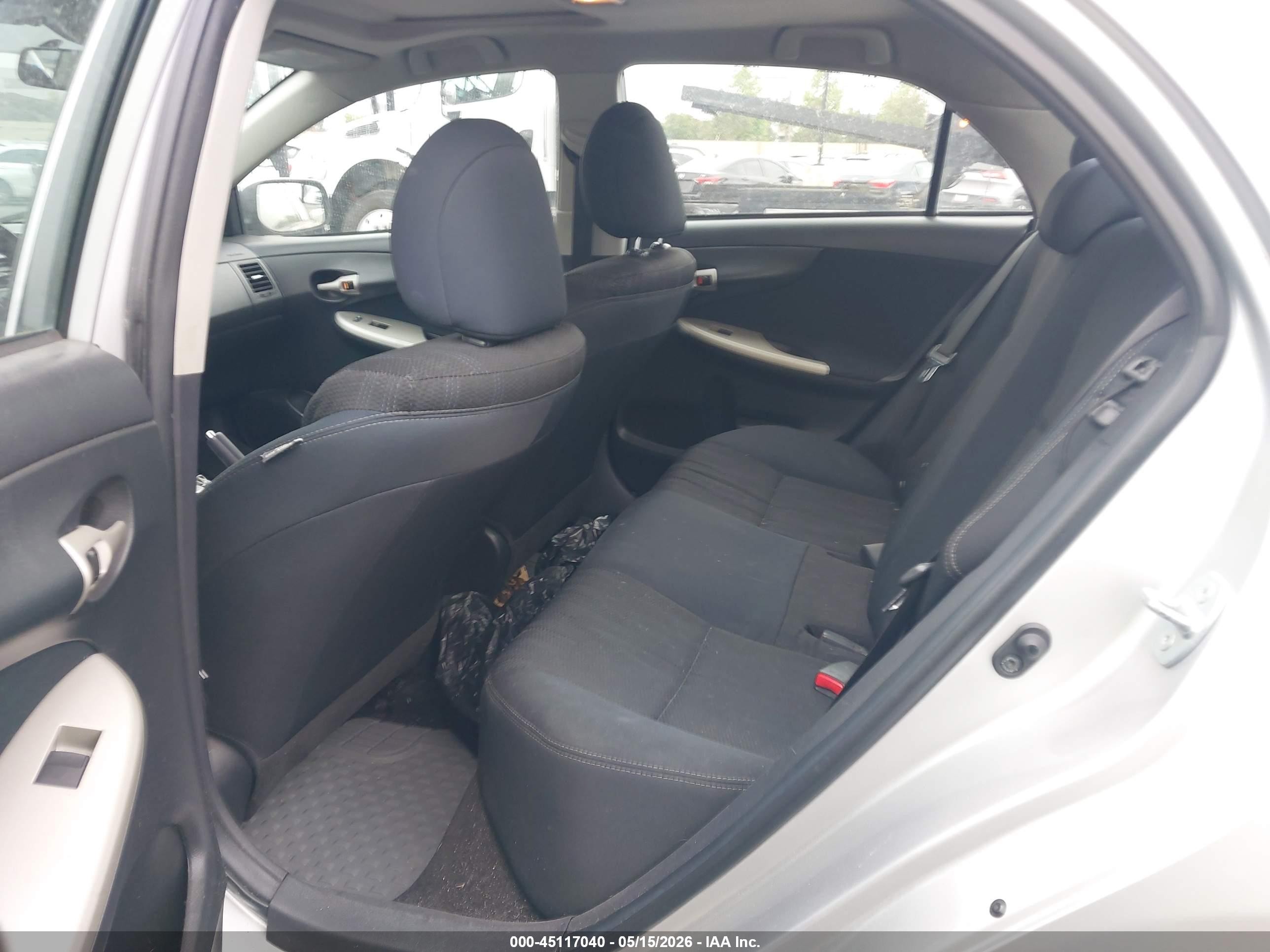 2012 Toyota Corolla S Silver vin: 2T1BU4EE7CC828307