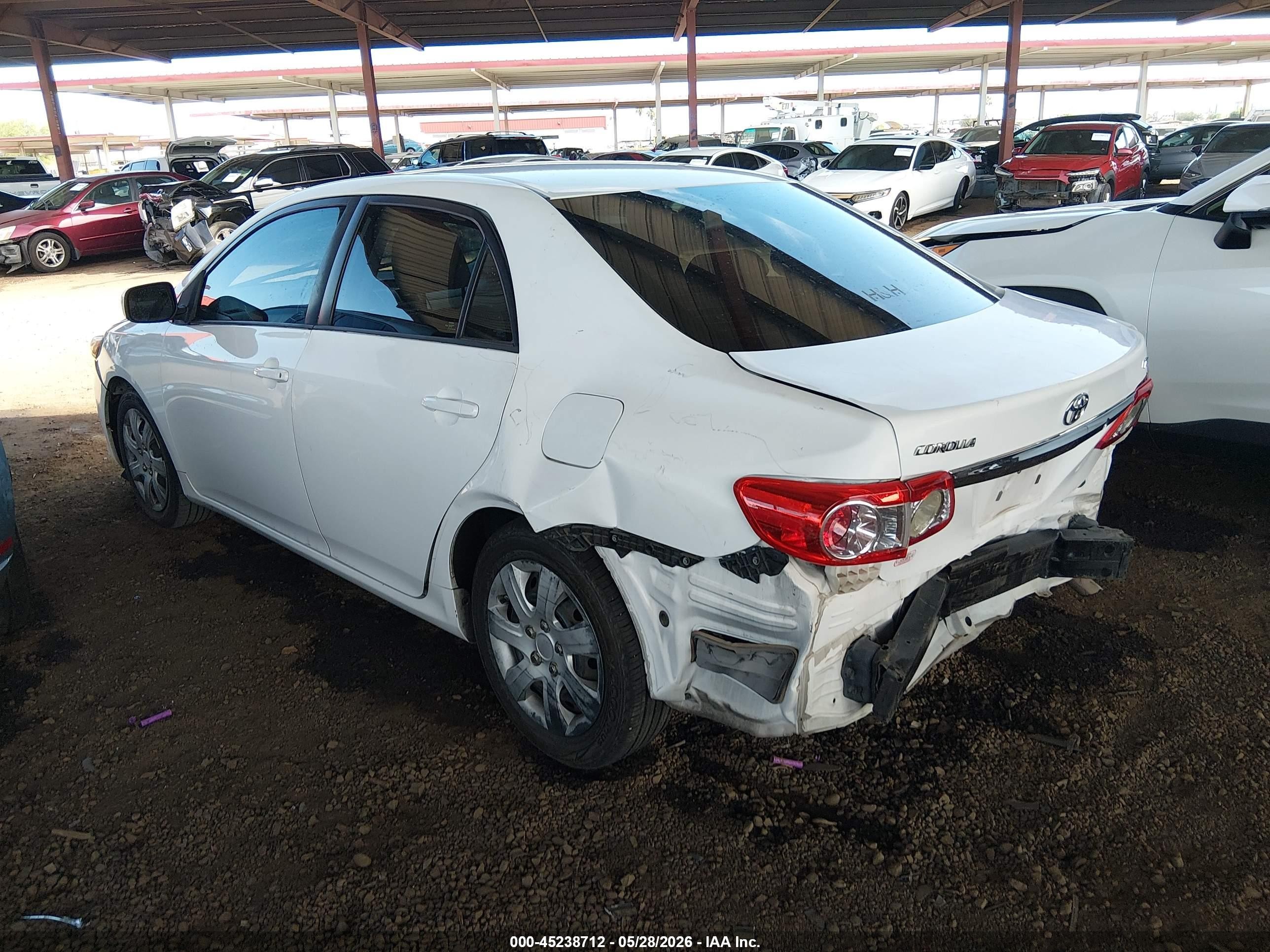 2012 Toyota Corolla Le White vin: 2T1BU4EE7CC831854