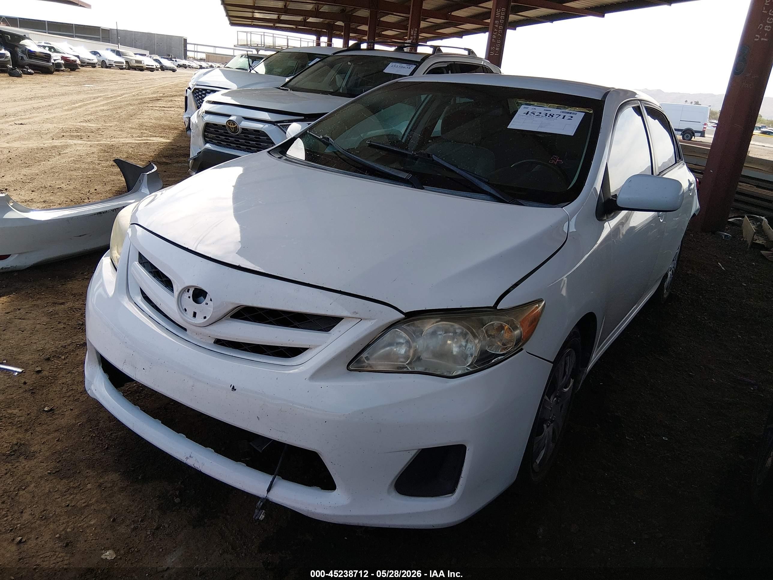2012 Toyota Corolla Le White vin: 2T1BU4EE7CC831854