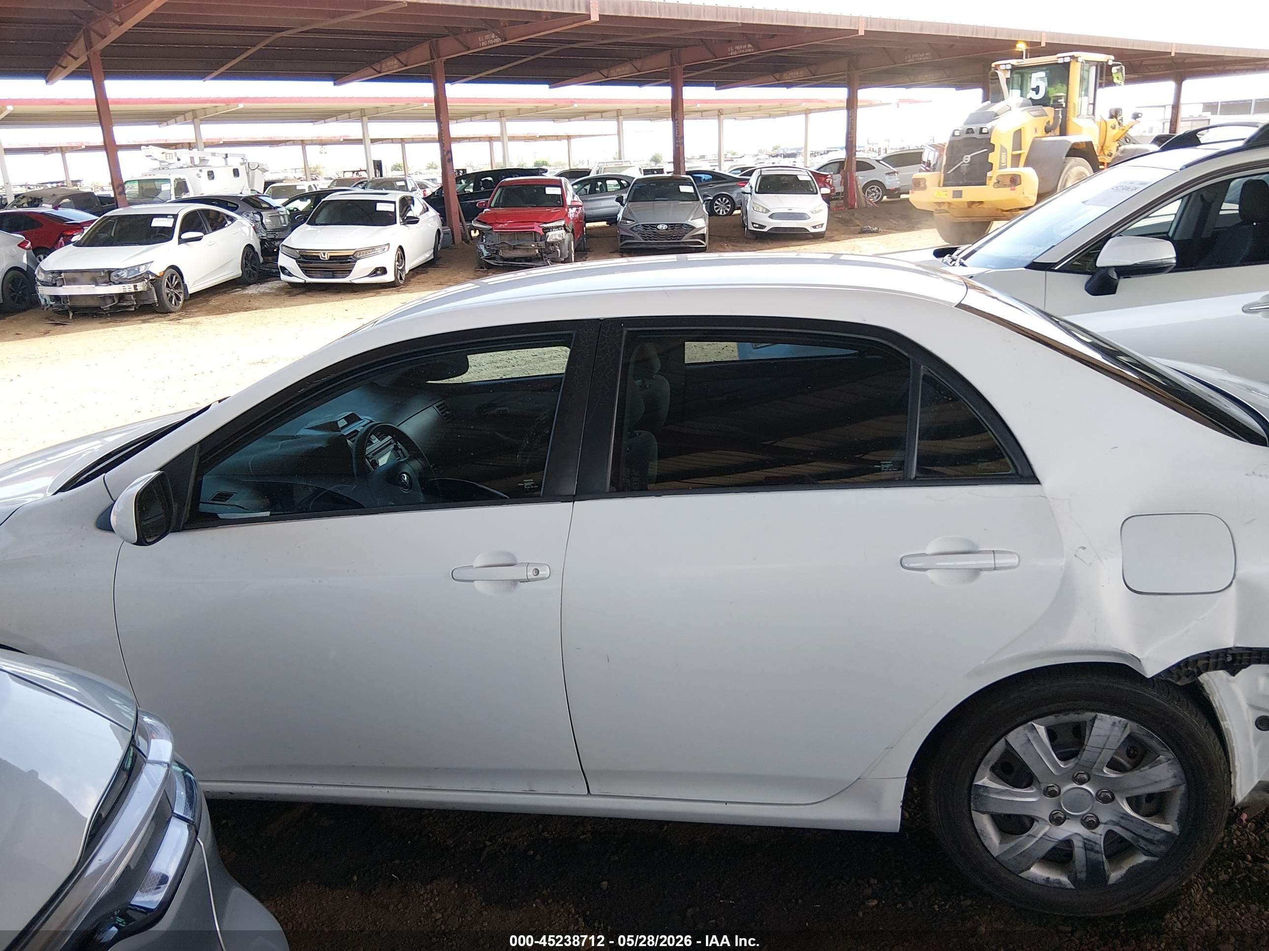2012 Toyota Corolla Le White vin: 2T1BU4EE7CC831854