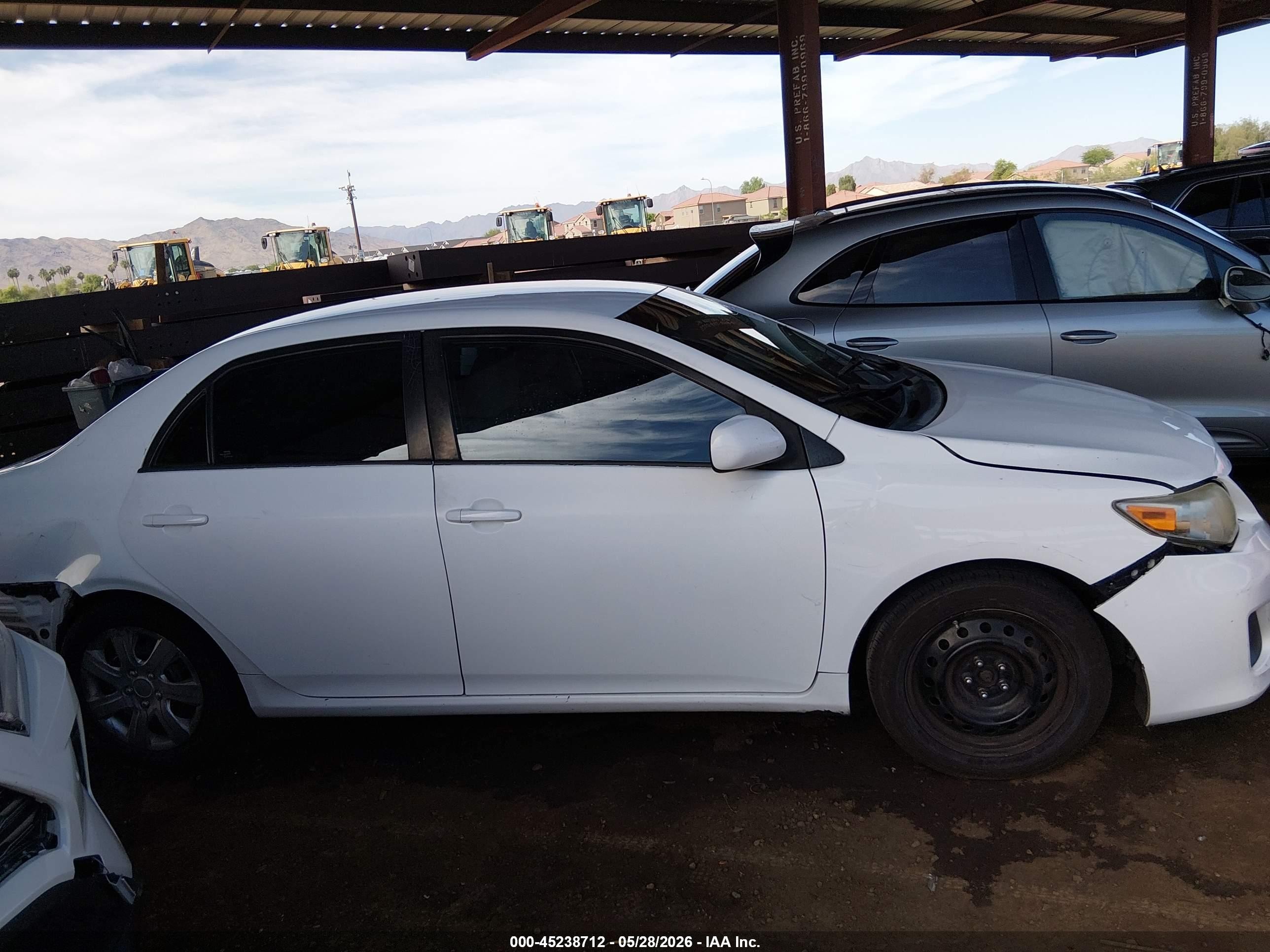 2012 Toyota Corolla Le White vin: 2T1BU4EE7CC831854