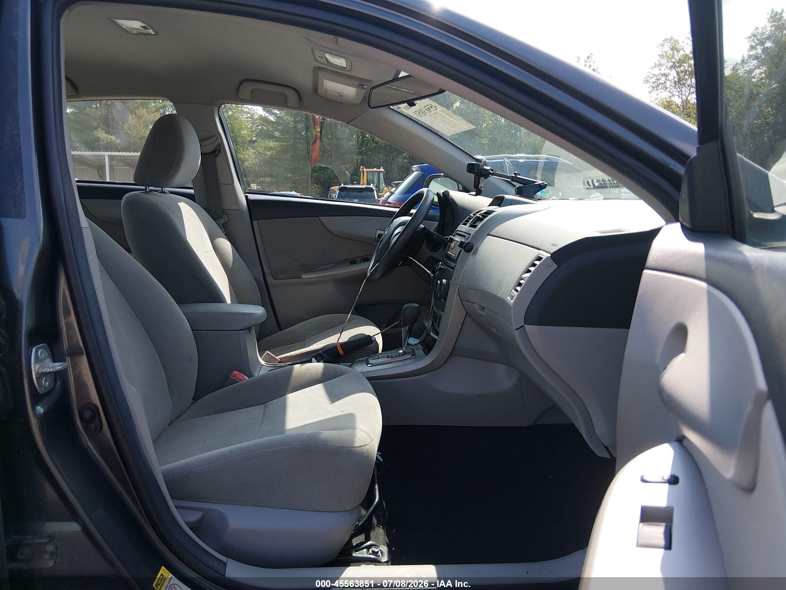 2012 Toyota Corolla Le Серый vin: 2T1BU4EE7CC837170