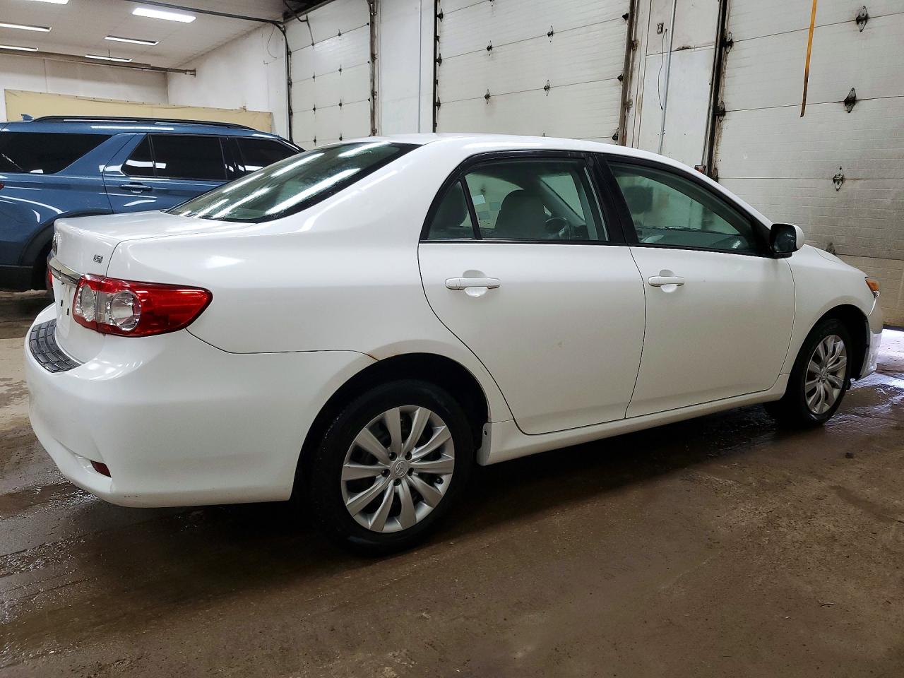 2012 Toyota Corolla Le White vin: 2T1BU4EE7CC843325