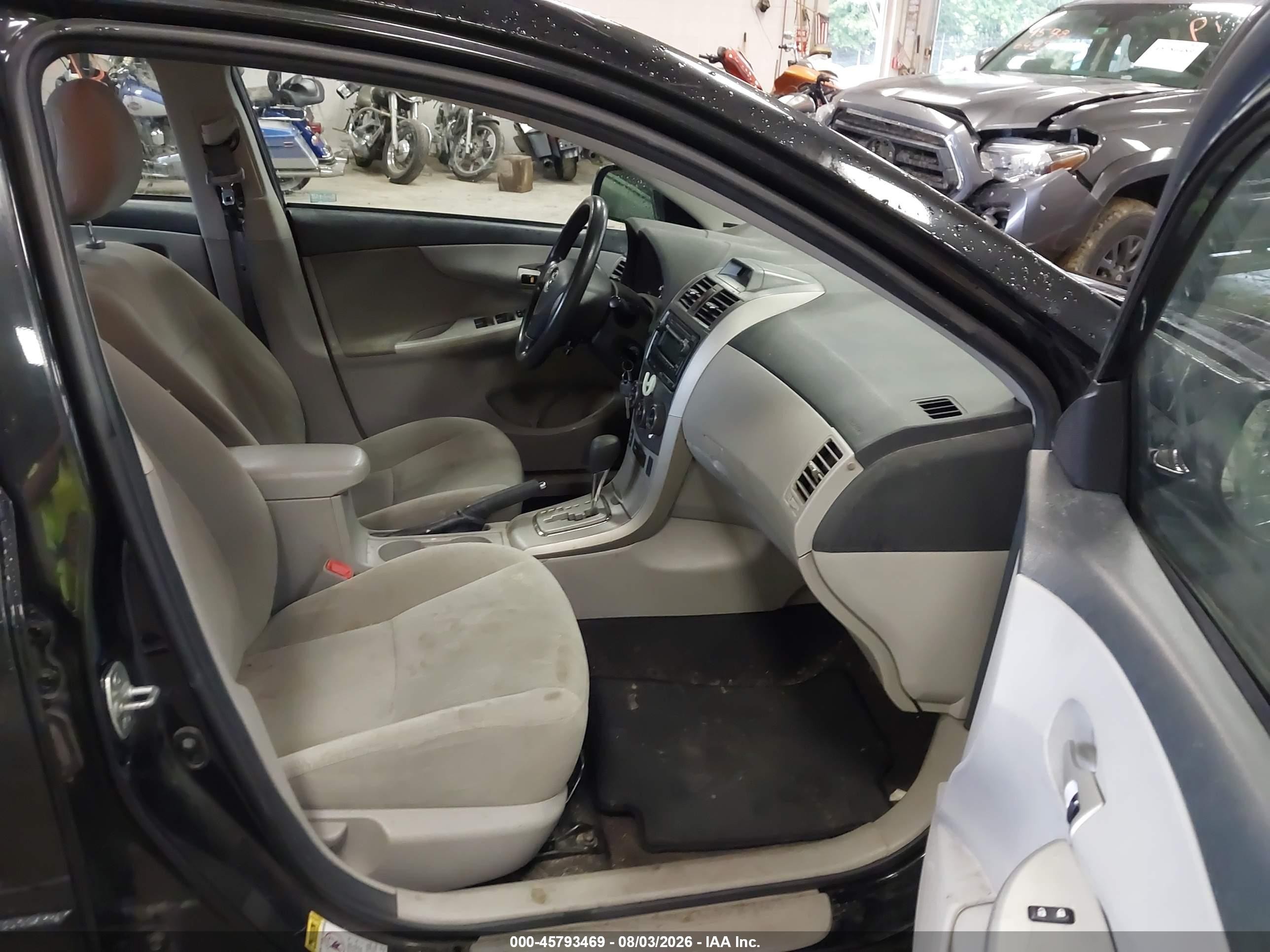 2012 Toyota Corolla Le Black vin: 2T1BU4EE7CC854857