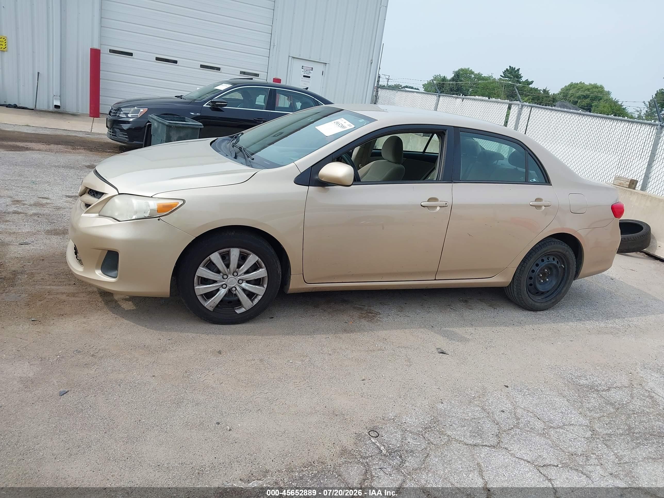 2012 Toyota Corolla Le Золотой vin: 2T1BU4EE7CC862991