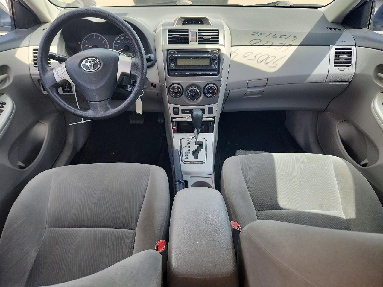 2012 Toyota Corolla Le Silver vin: 2T1BU4EE7CC872386