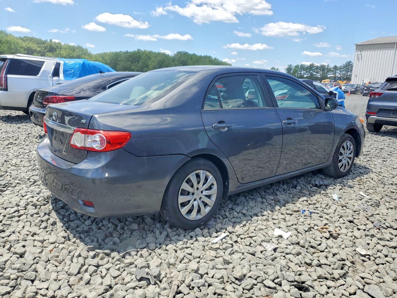 2012 Toyota Corolla Le Gray vin: 2T1BU4EE7CC875837