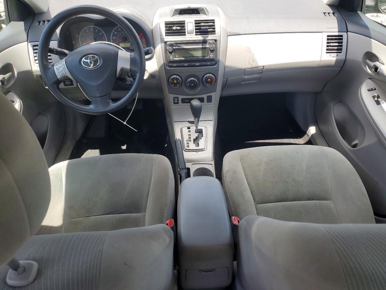 2012 Toyota Corolla Le Gray vin: 2T1BU4EE7CC875837