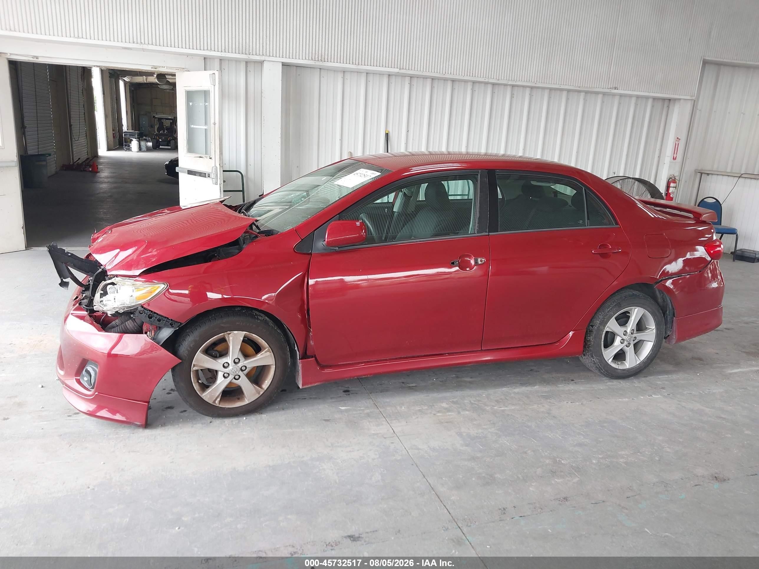 2012 Toyota Corolla S Красный vin: 2T1BU4EE7CC878060
