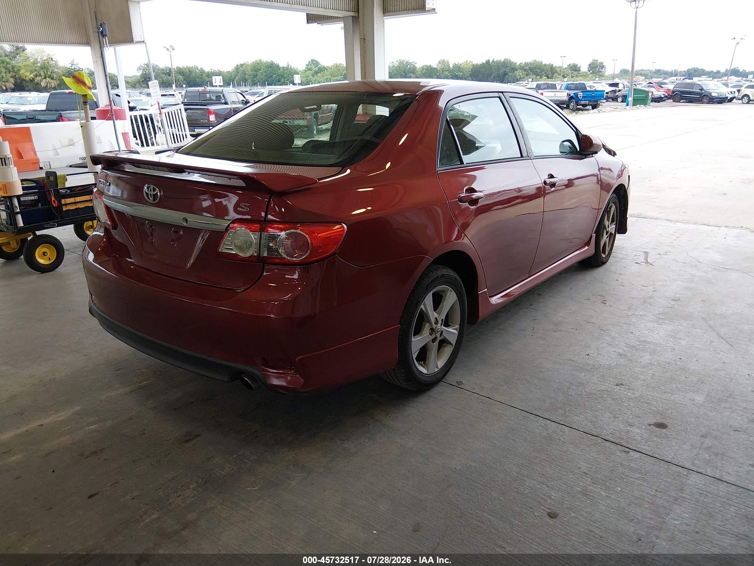 2012 Toyota Corolla S Красный vin: 2T1BU4EE7CC878060