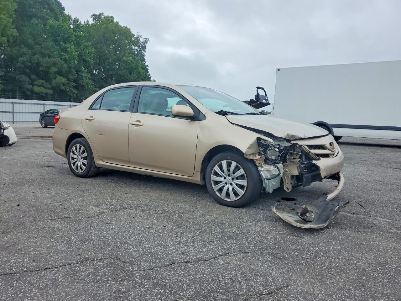 2012 Toyota Corolla Le Gold vin: 2T1BU4EE7CC879564