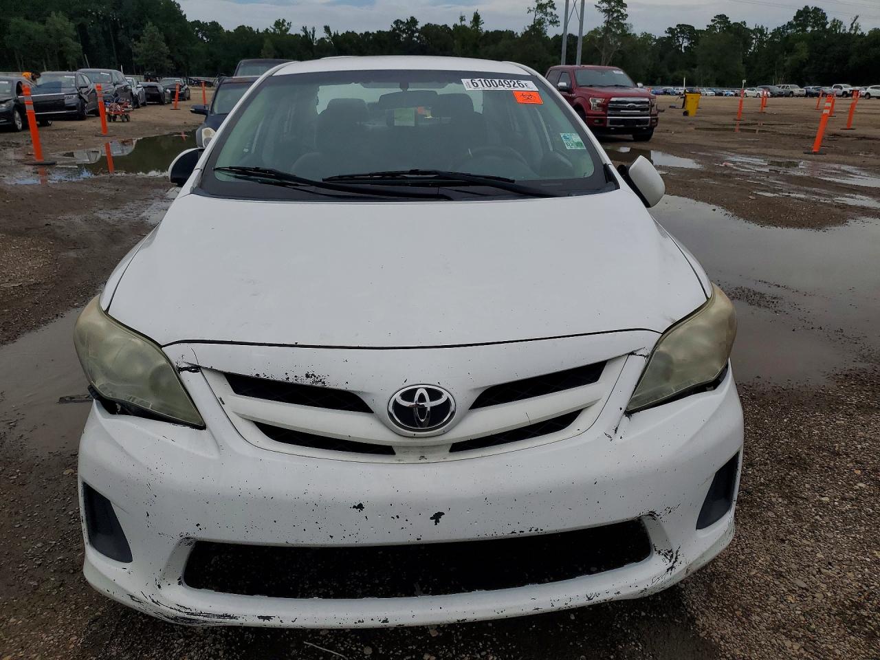 2012 Toyota Corolla White vin: 2T1BU4EE7CC896932