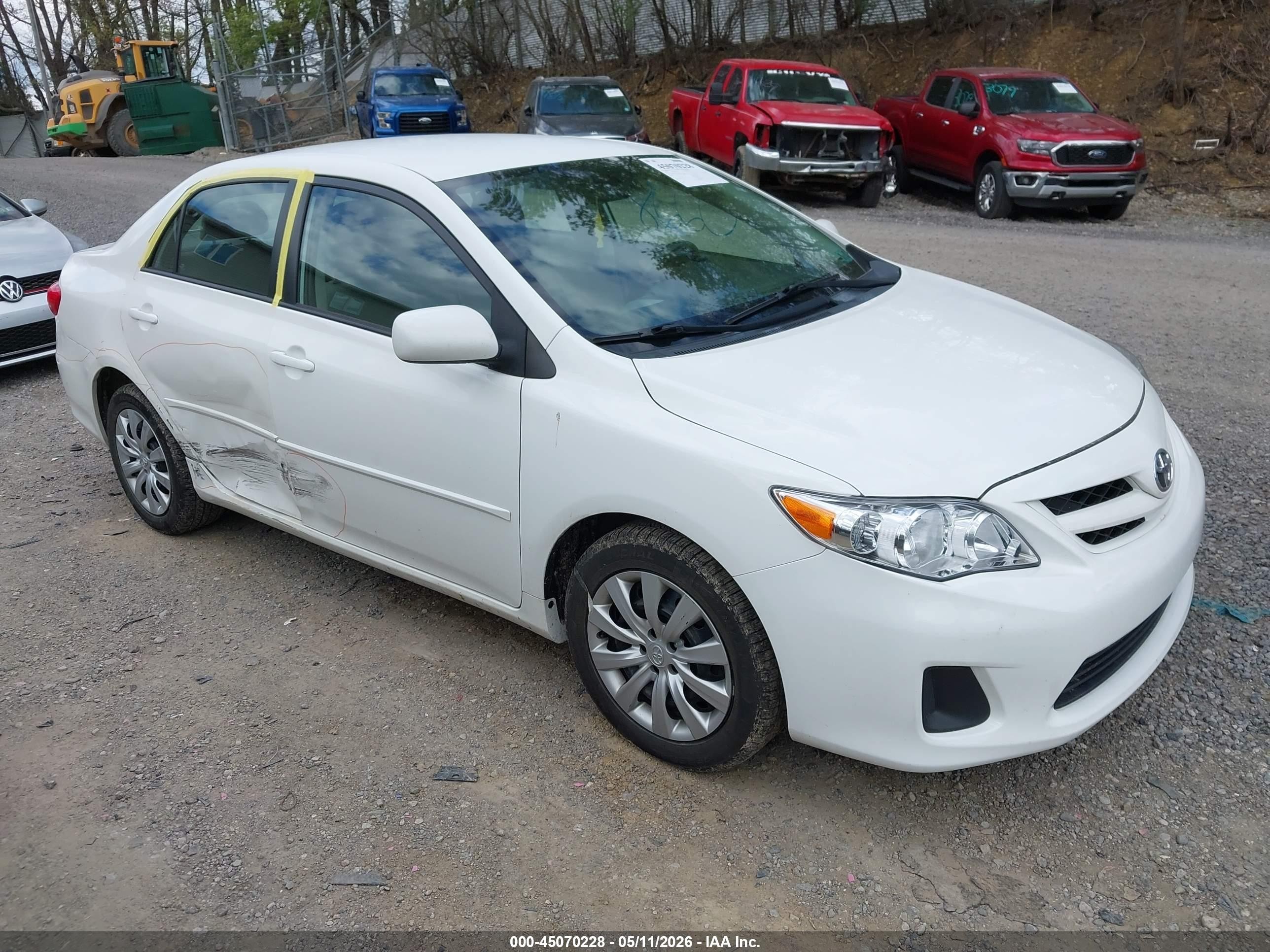 2012 Toyota Corolla Le White vin: 2T1BU4EE7CC910697