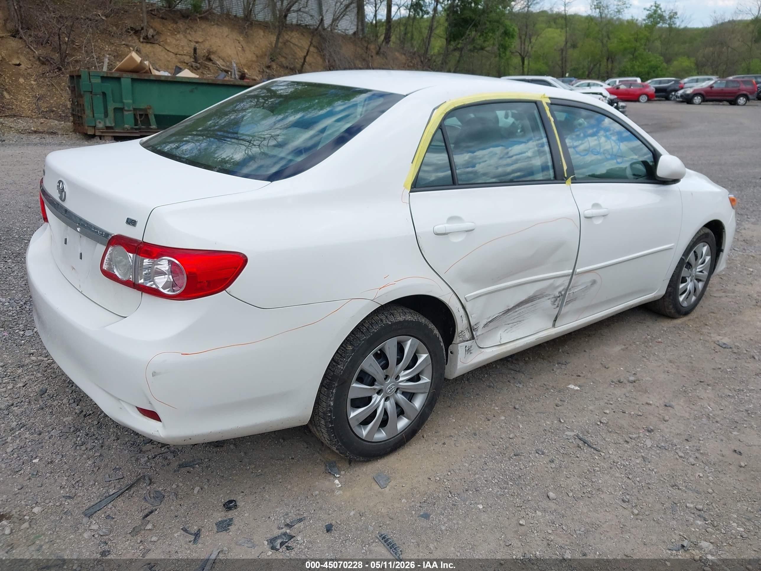 2012 Toyota Corolla Le White vin: 2T1BU4EE7CC910697