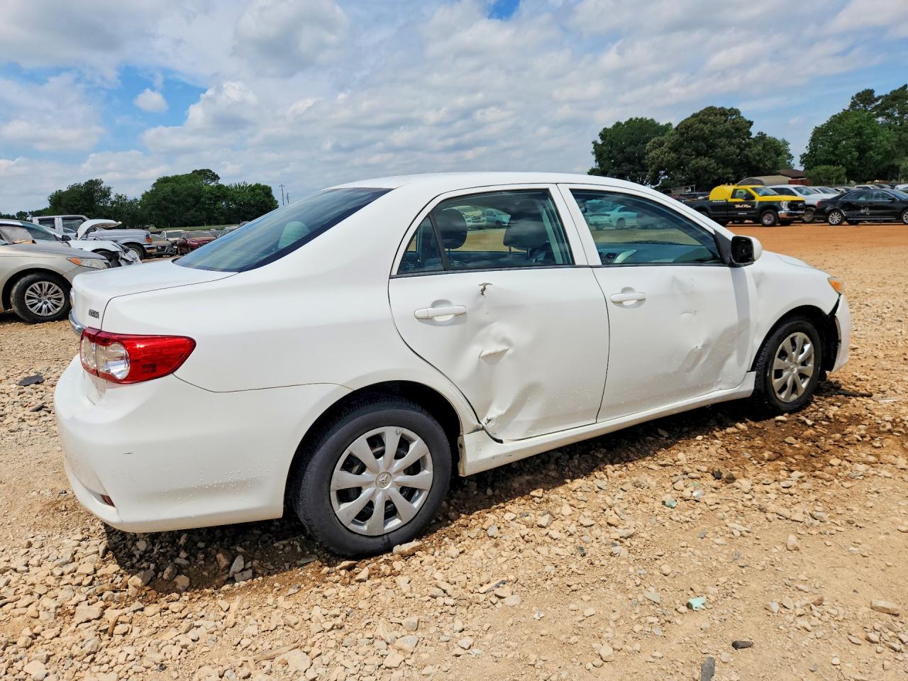 2012 Toyota Corolla L White vin: 2T1BU4EE7CC916337