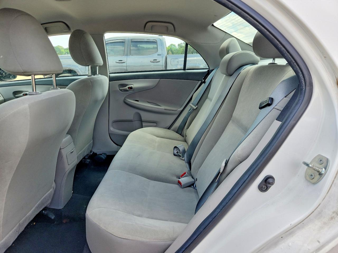 2012 Toyota Corolla L White vin: 2T1BU4EE7CC916337