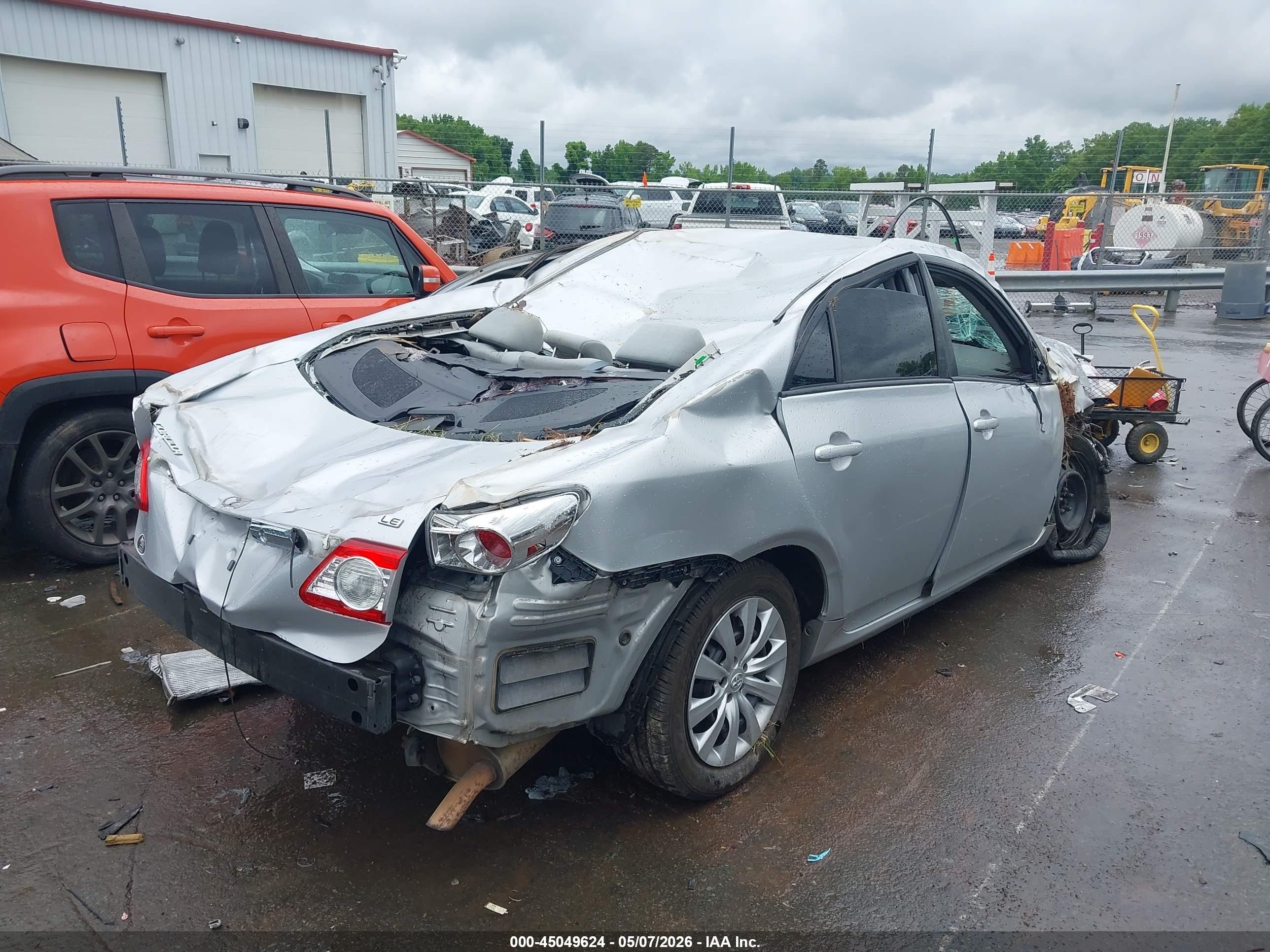 2012 Toyota Corolla Le Silver vin: 2T1BU4EE7CC917438