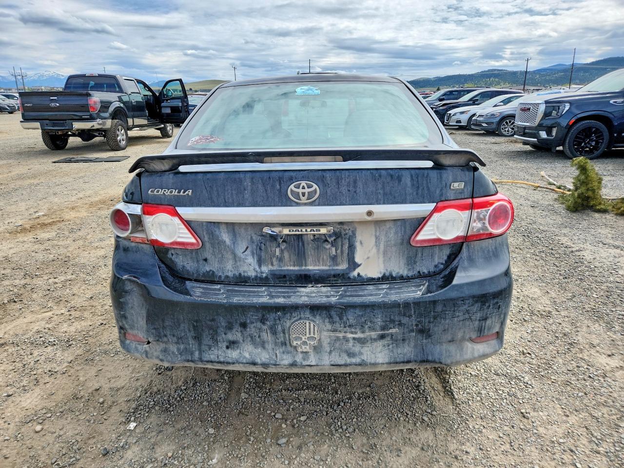 2013 Toyota Corolla Le Black vin: 2T1BU4EE7DC002865