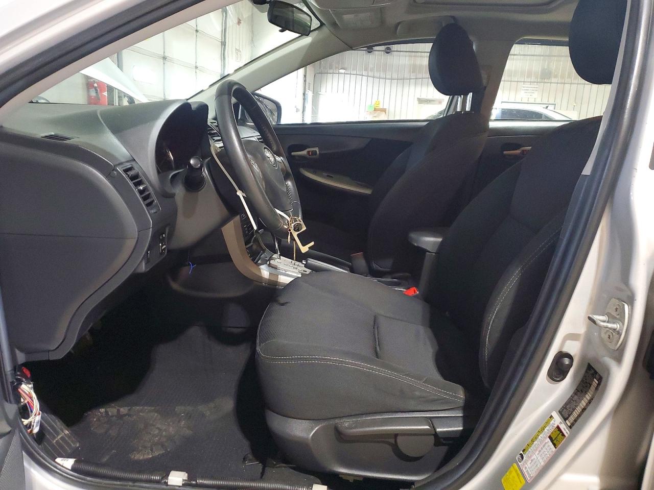 2013 Toyota Corolla S Silver vin: 2T1BU4EE7DC009525