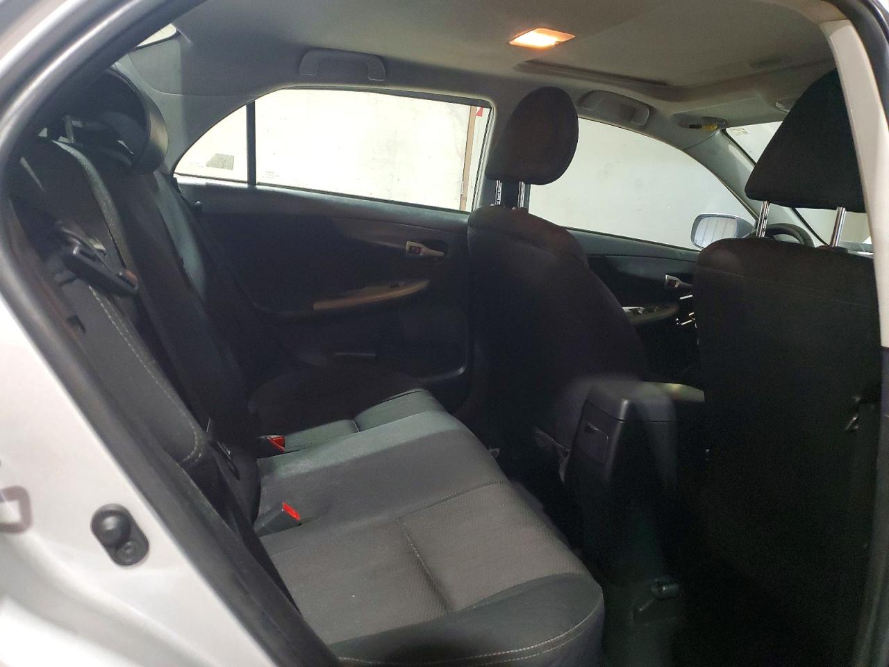 2013 Toyota Corolla S Silver vin: 2T1BU4EE7DC009525