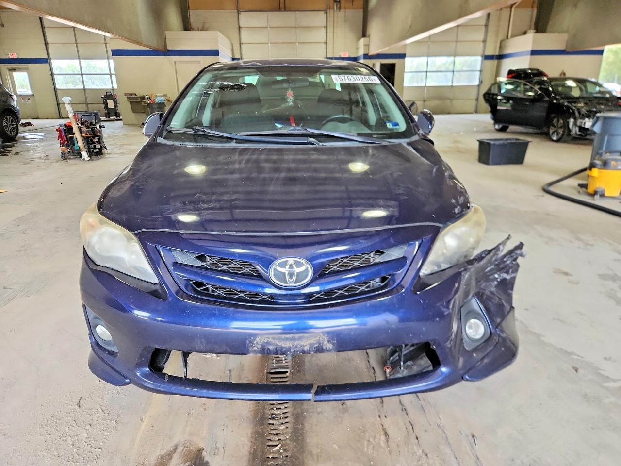 2013 Toyota Corolla Base Blue vin: 2T1BU4EE7DC018208