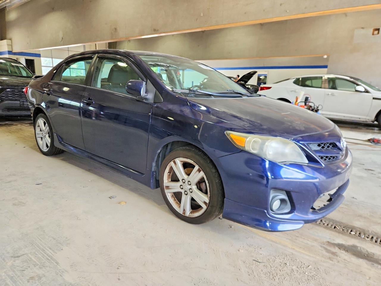 2013 Toyota Corolla Base Blue vin: 2T1BU4EE7DC018208