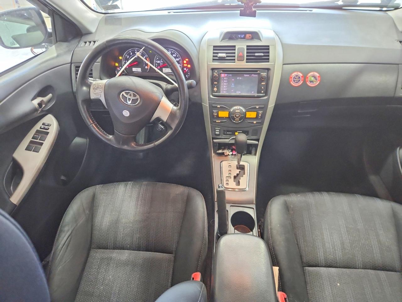 2013 Toyota Corolla Base Blue vin: 2T1BU4EE7DC018208