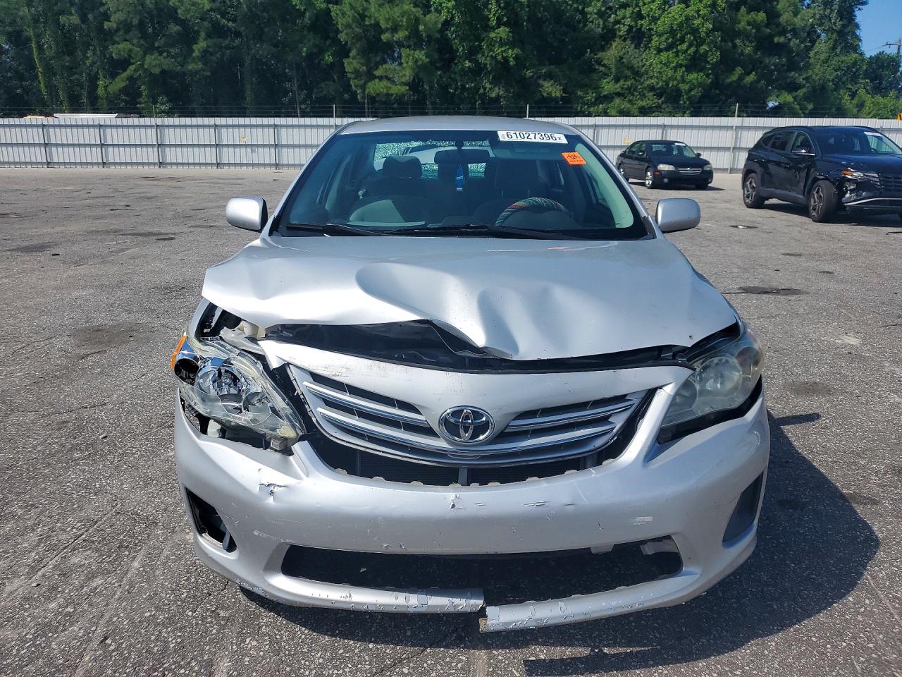 2013 Toyota Corolla Le Silver vin: 2T1BU4EE7DC019116
