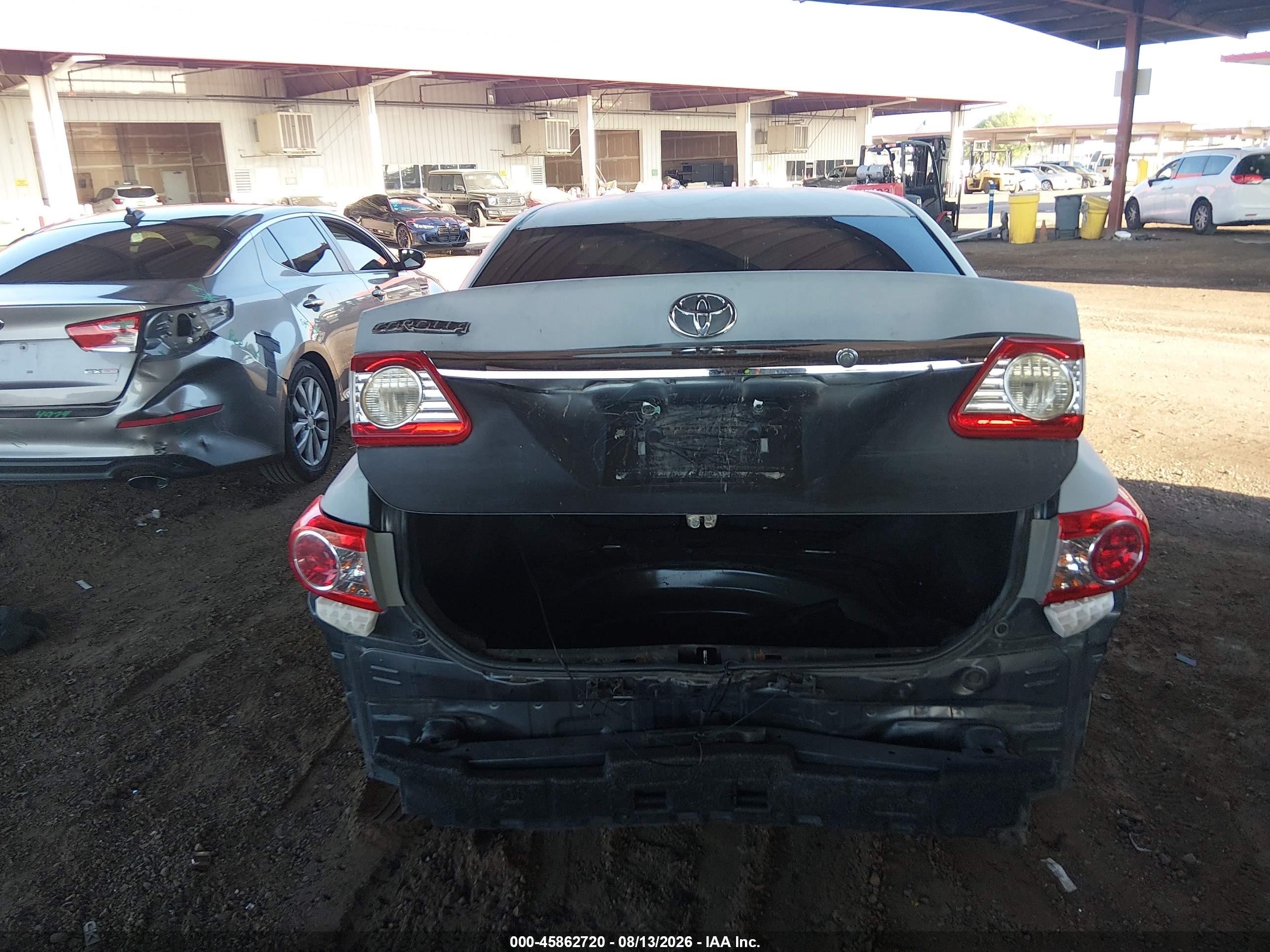 2013 Toyota Corolla L Silver vin: 2T1BU4EE7DC026101