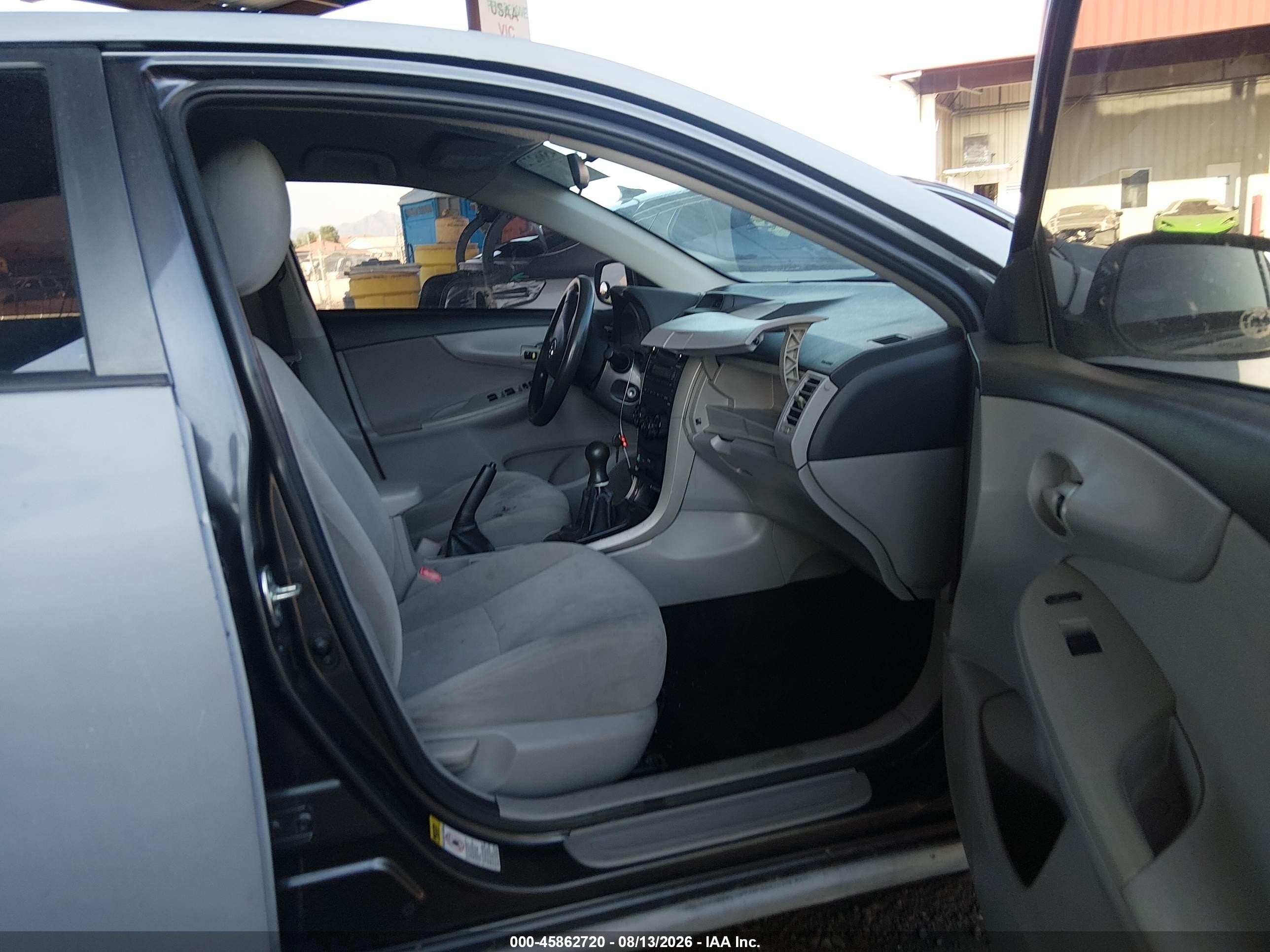 2013 Toyota Corolla L Silver vin: 2T1BU4EE7DC026101