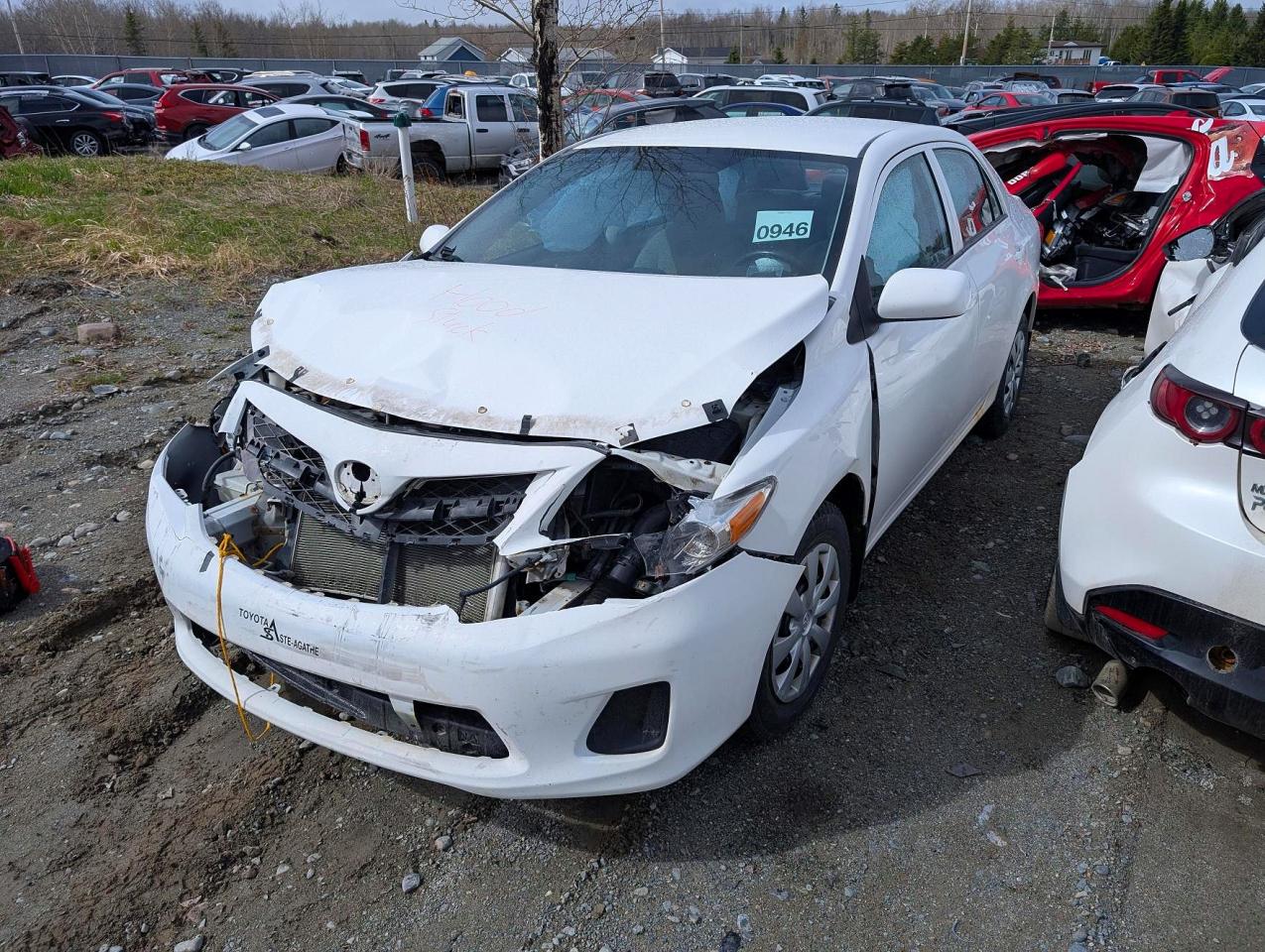 2013 Toyota Corolla L Белый vin: 2T1BU4EE7DC046414