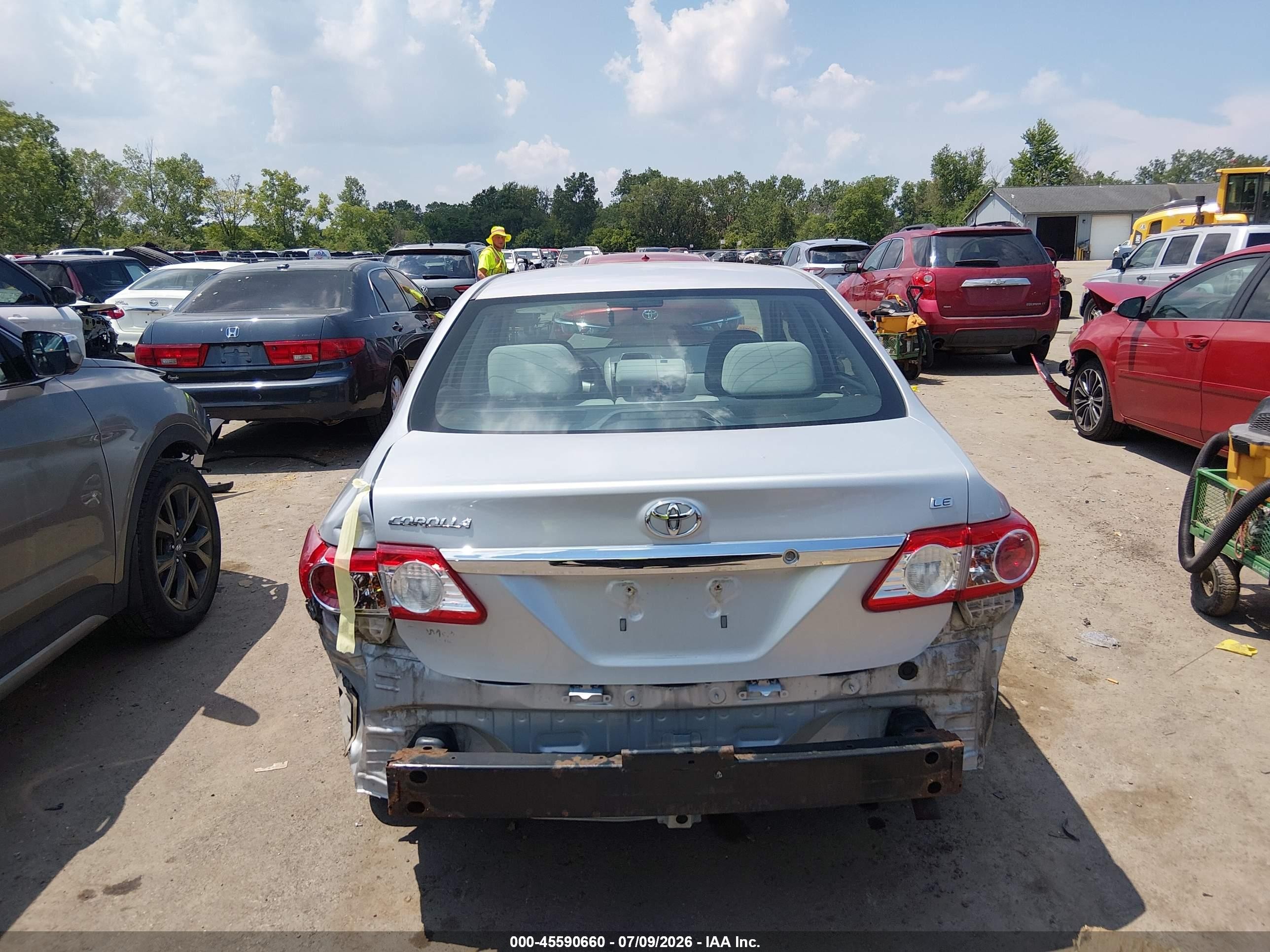 2013 Toyota Corolla Le Серебряный vin: 2T1BU4EE7DC050365