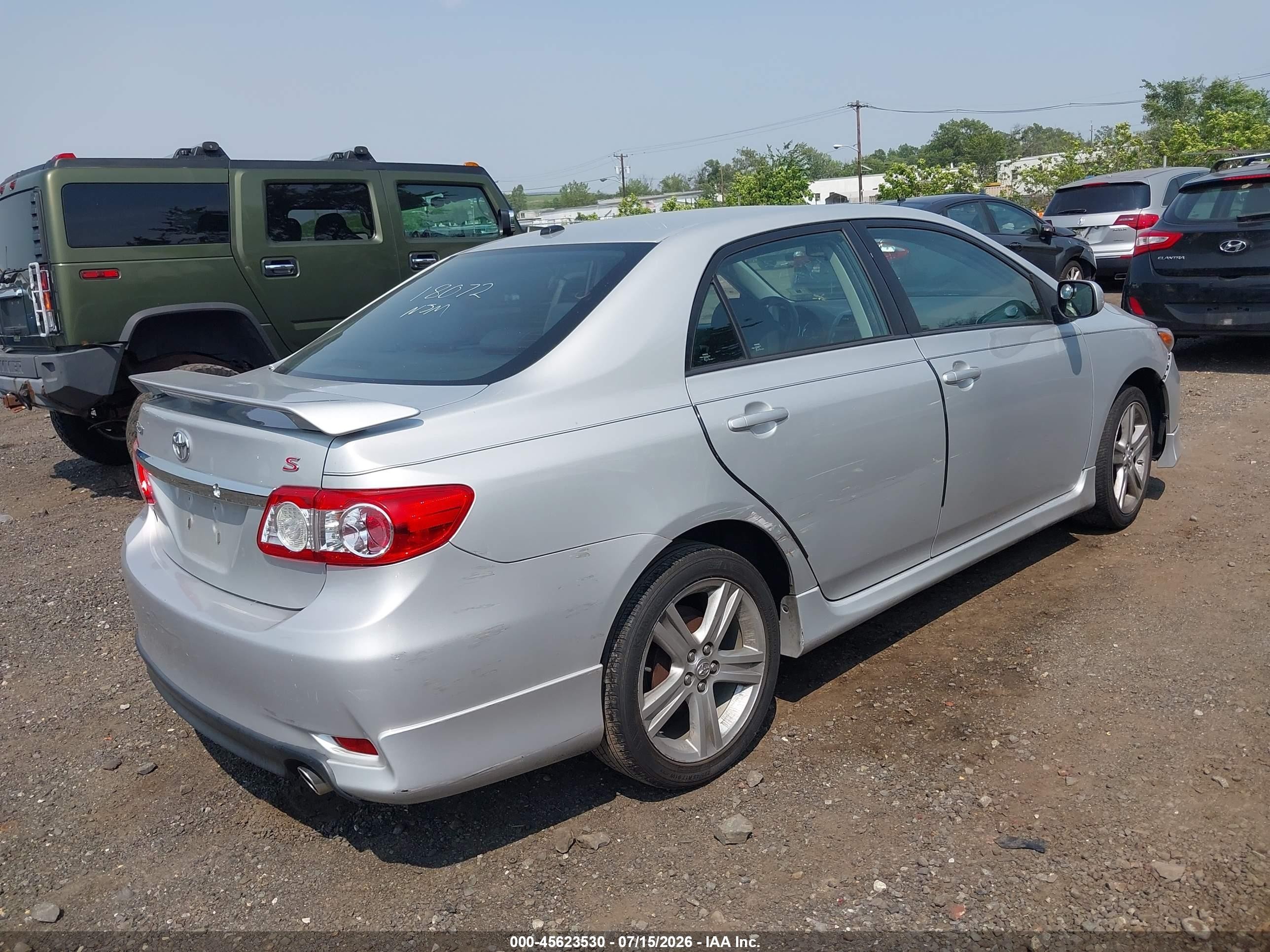 2013 Toyota Corolla S Silver vin: 2T1BU4EE7DC055694