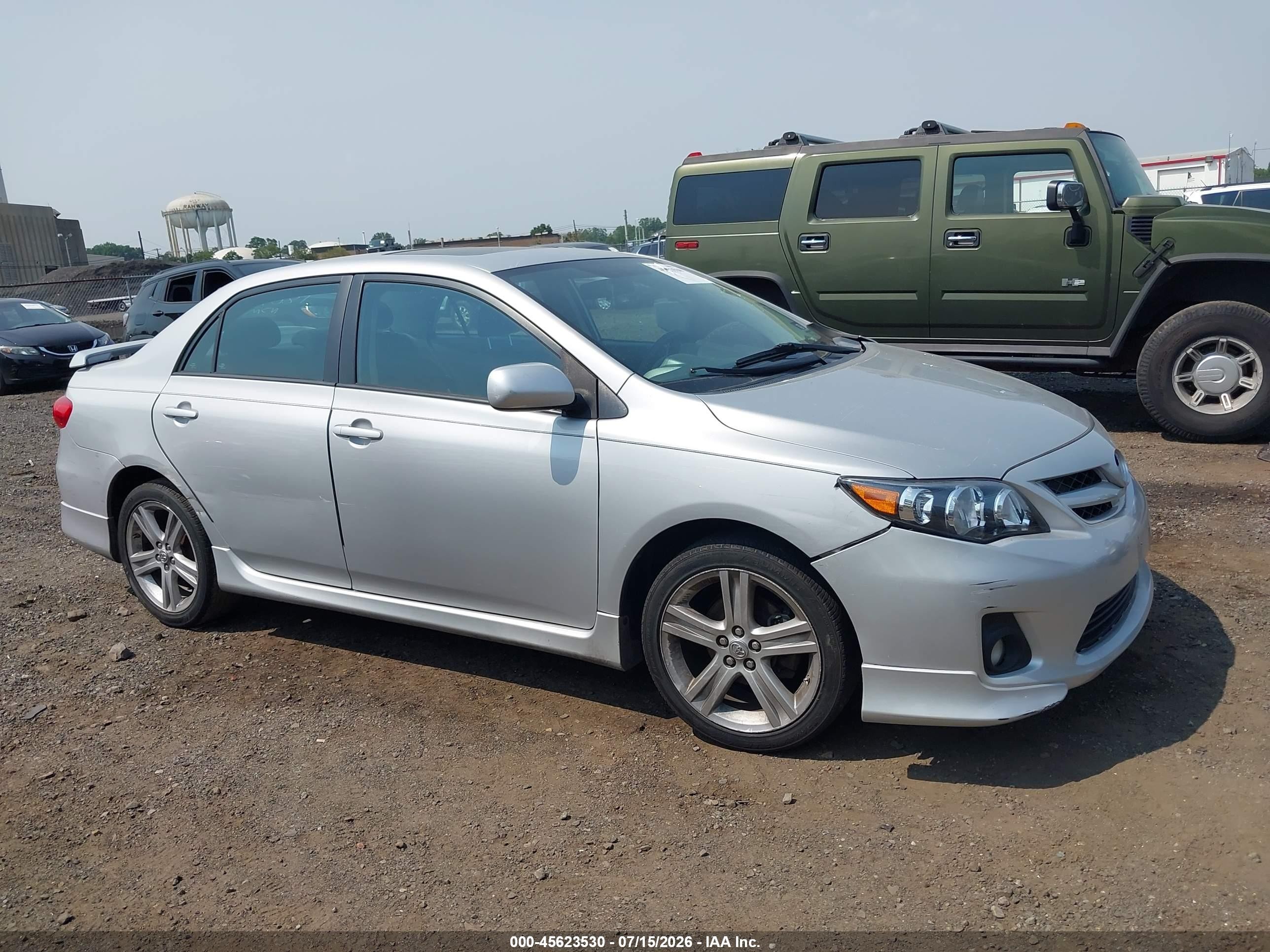 2013 Toyota Corolla S Silver vin: 2T1BU4EE7DC055694