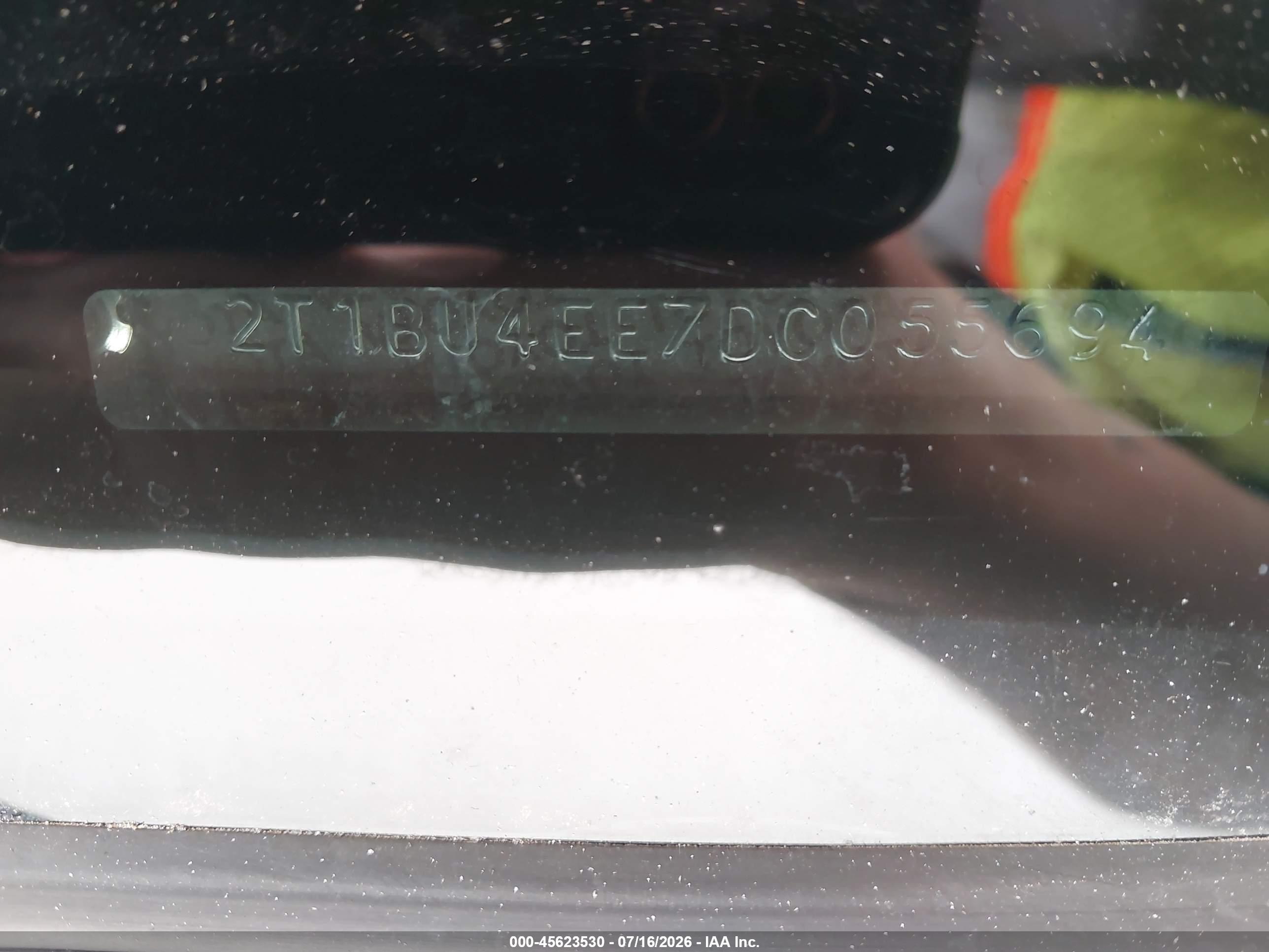 2013 Toyota Corolla S Silver vin: 2T1BU4EE7DC055694