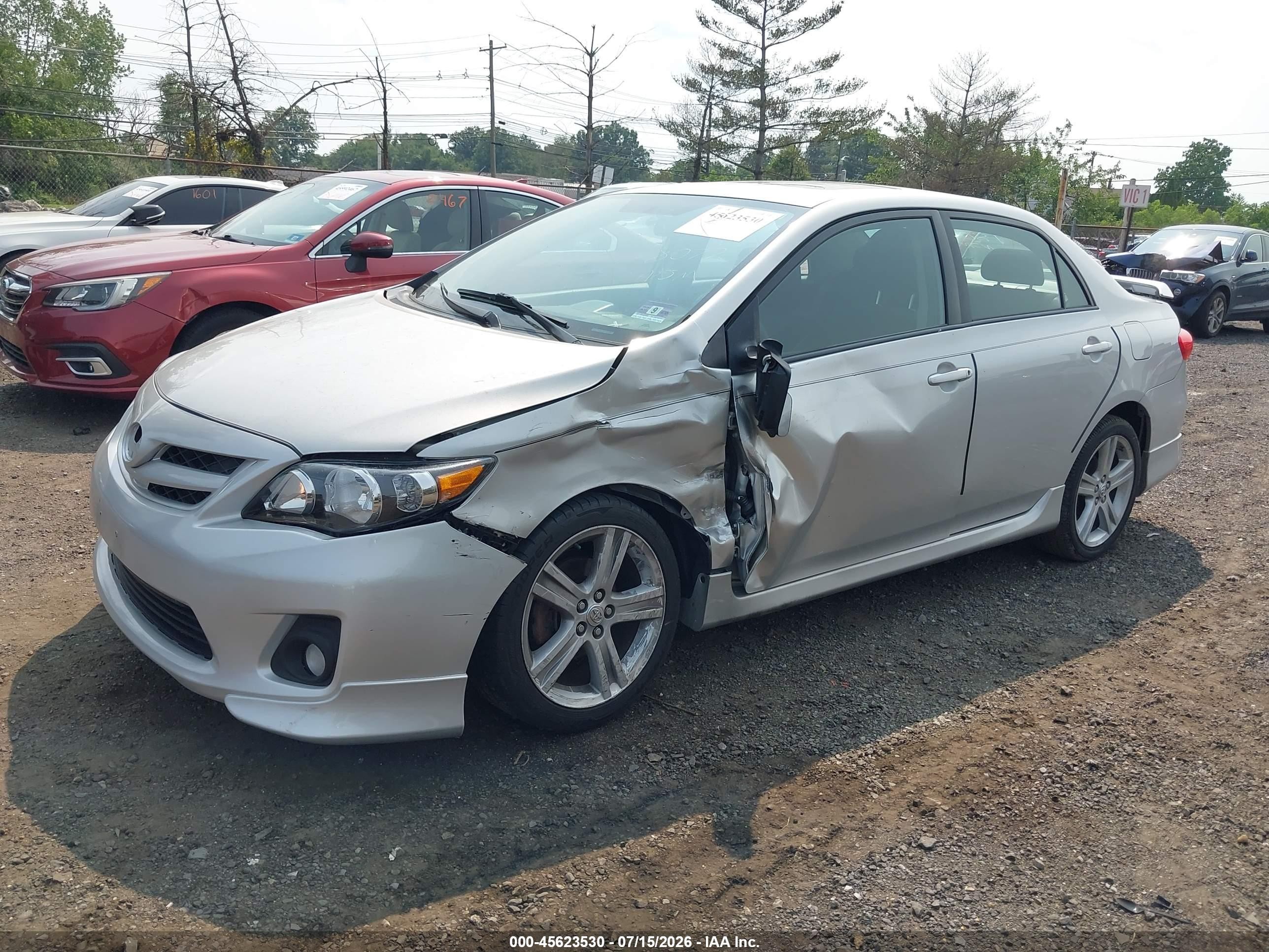 2013 Toyota Corolla S Silver vin: 2T1BU4EE7DC055694