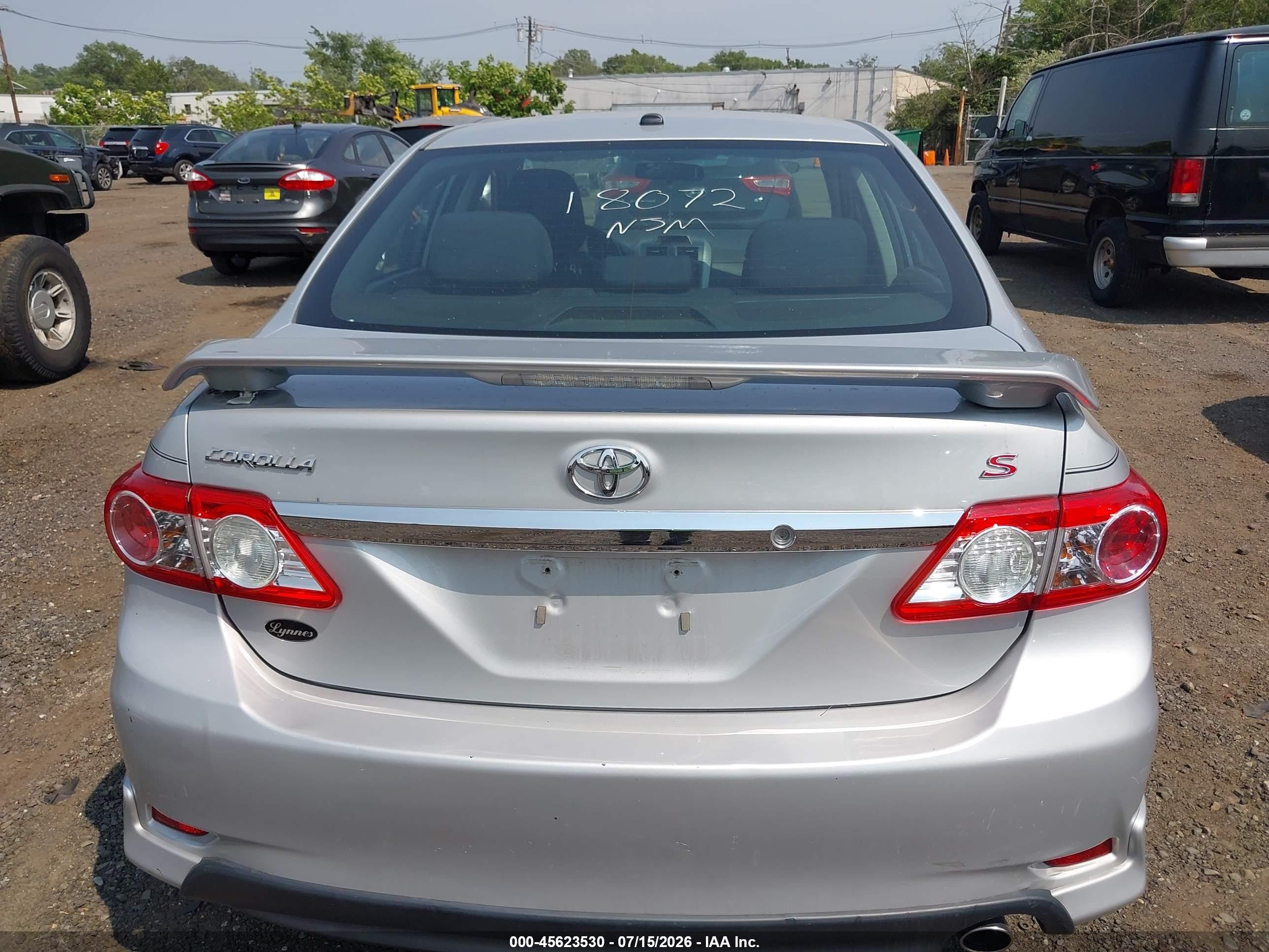 2013 Toyota Corolla S Silver vin: 2T1BU4EE7DC055694