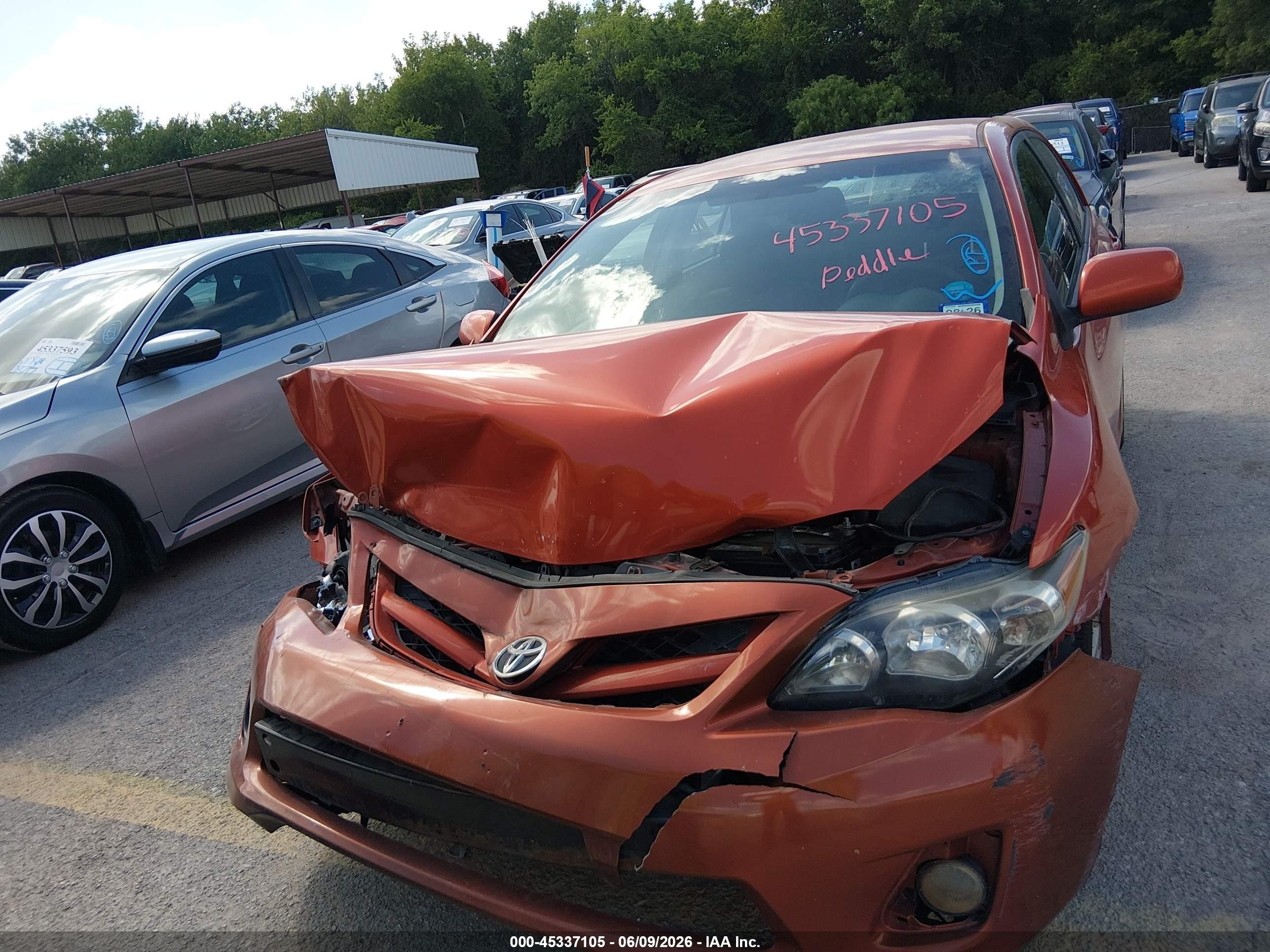 2013 Toyota Corolla S Special Edition Orange vin: 2T1BU4EE7DC065562