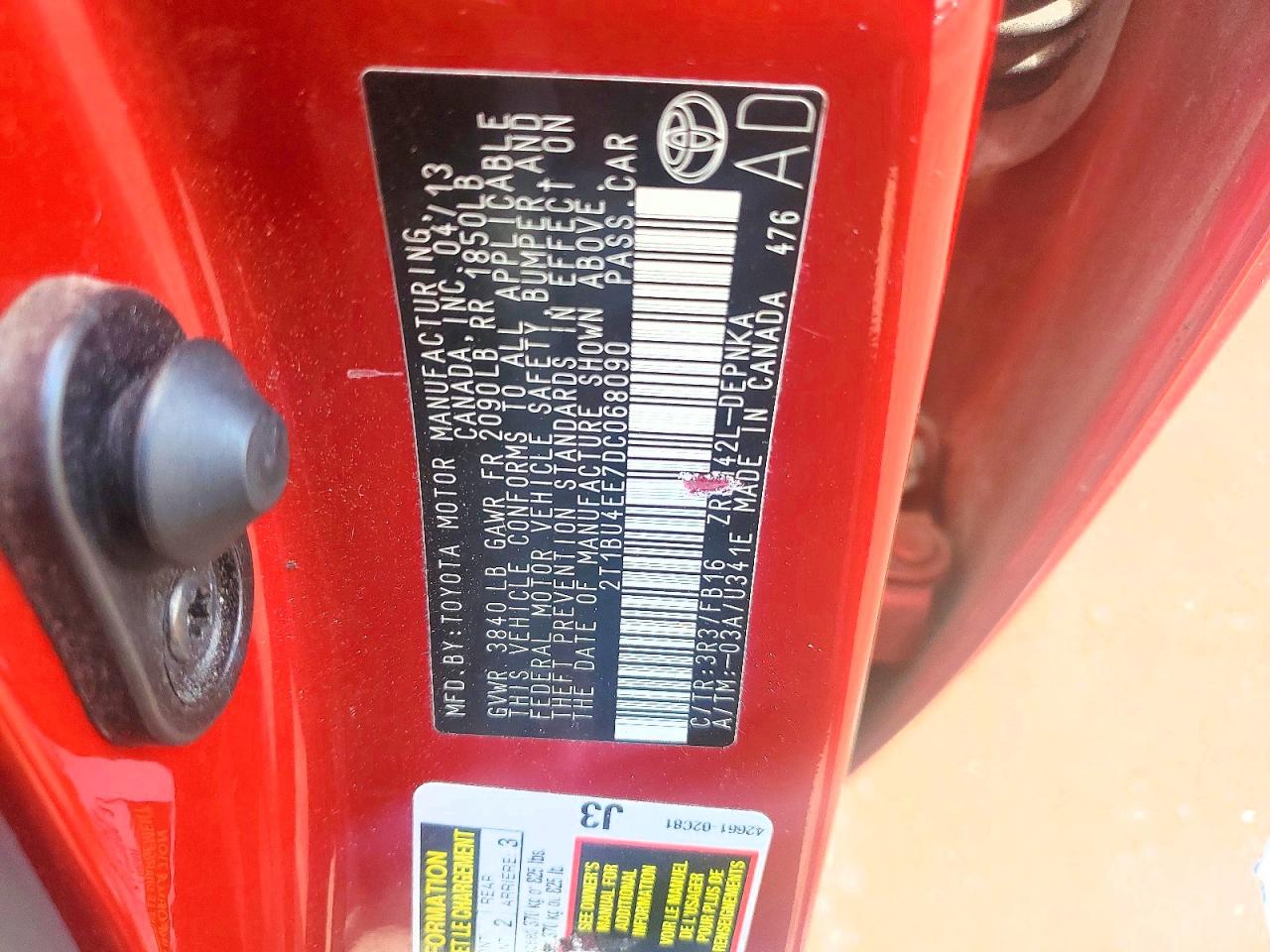 2013 Toyota Corolla Le Red vin: 2T1BU4EE7DC068090
